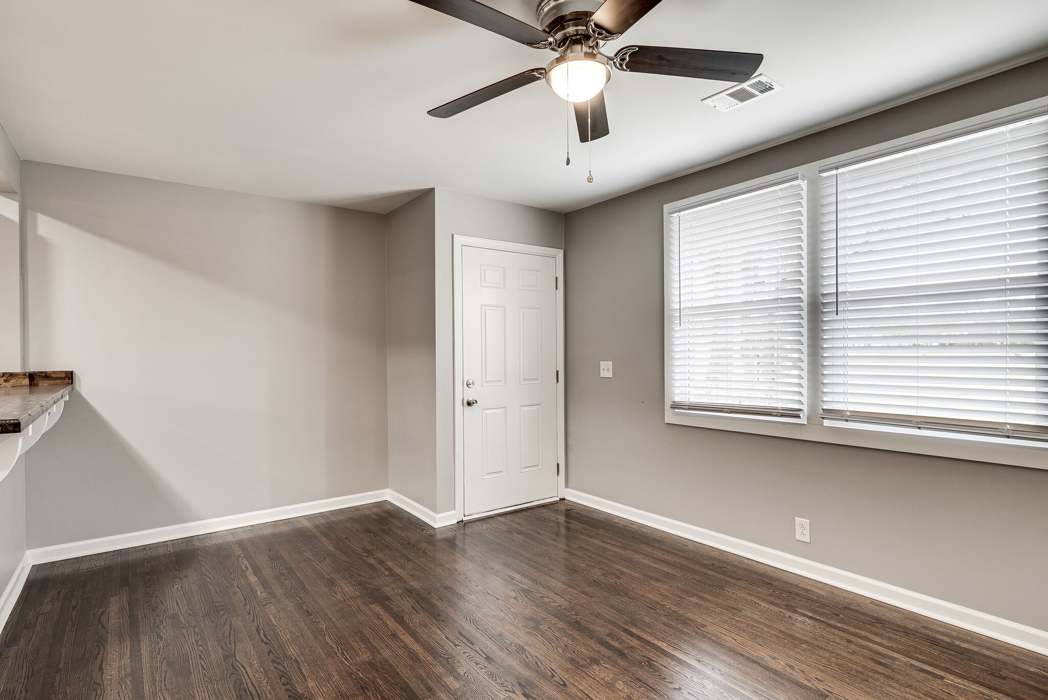 108 Donna Dr