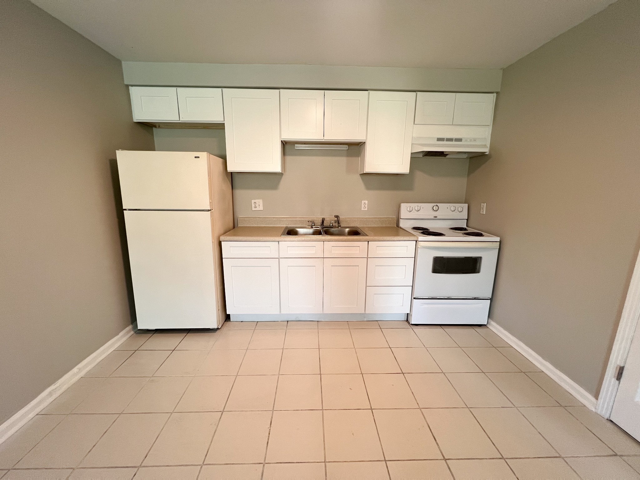 105 Walnut St 2