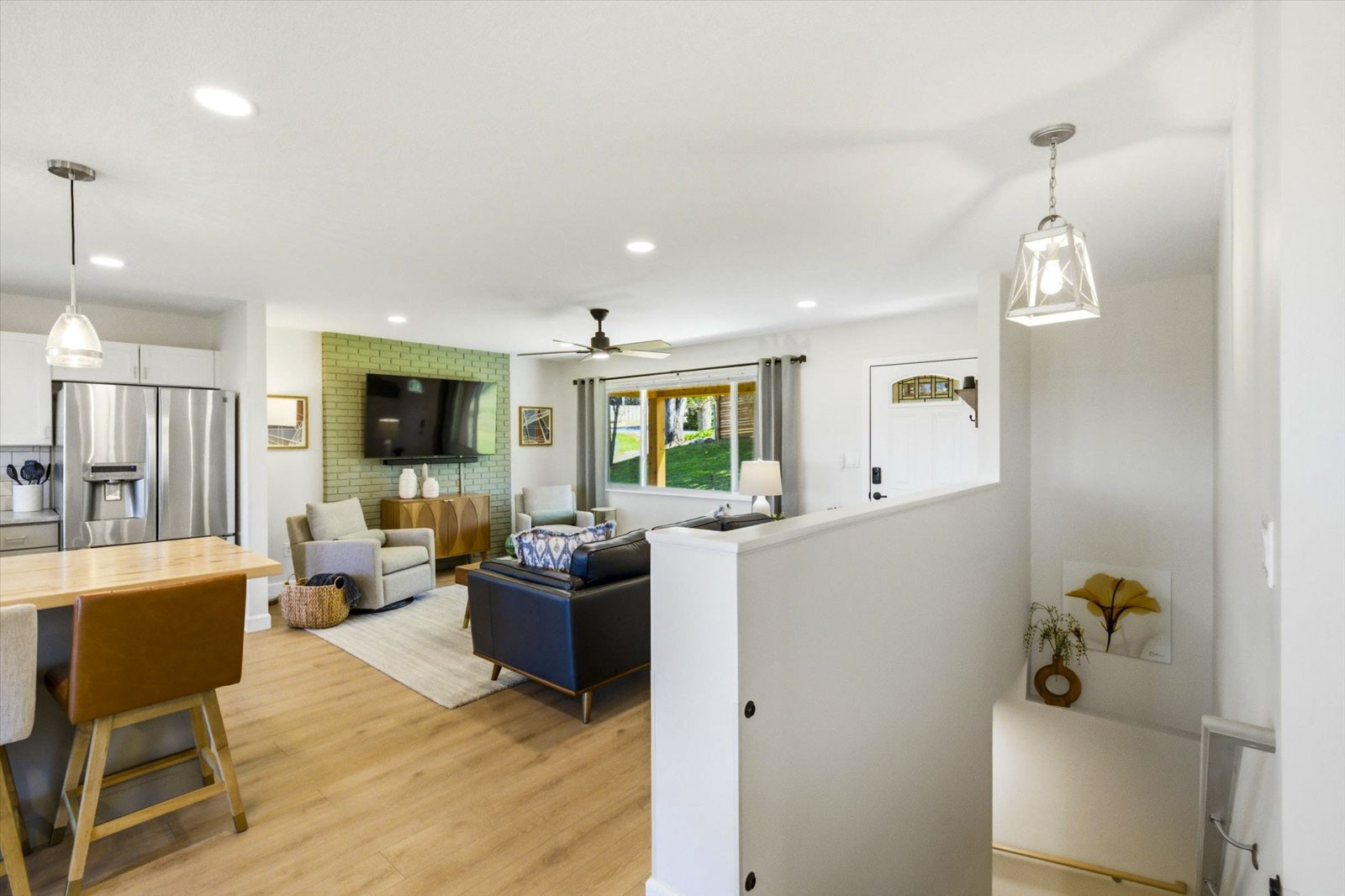 1845 Bouldercrest Dr