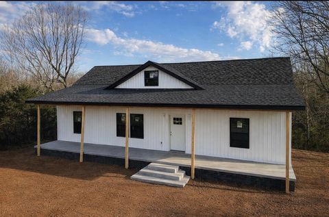 1239 N Main St N Tennessee Ridge TN 37178