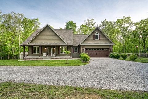 1806 Chinkapin Trl Monterey TN 38574