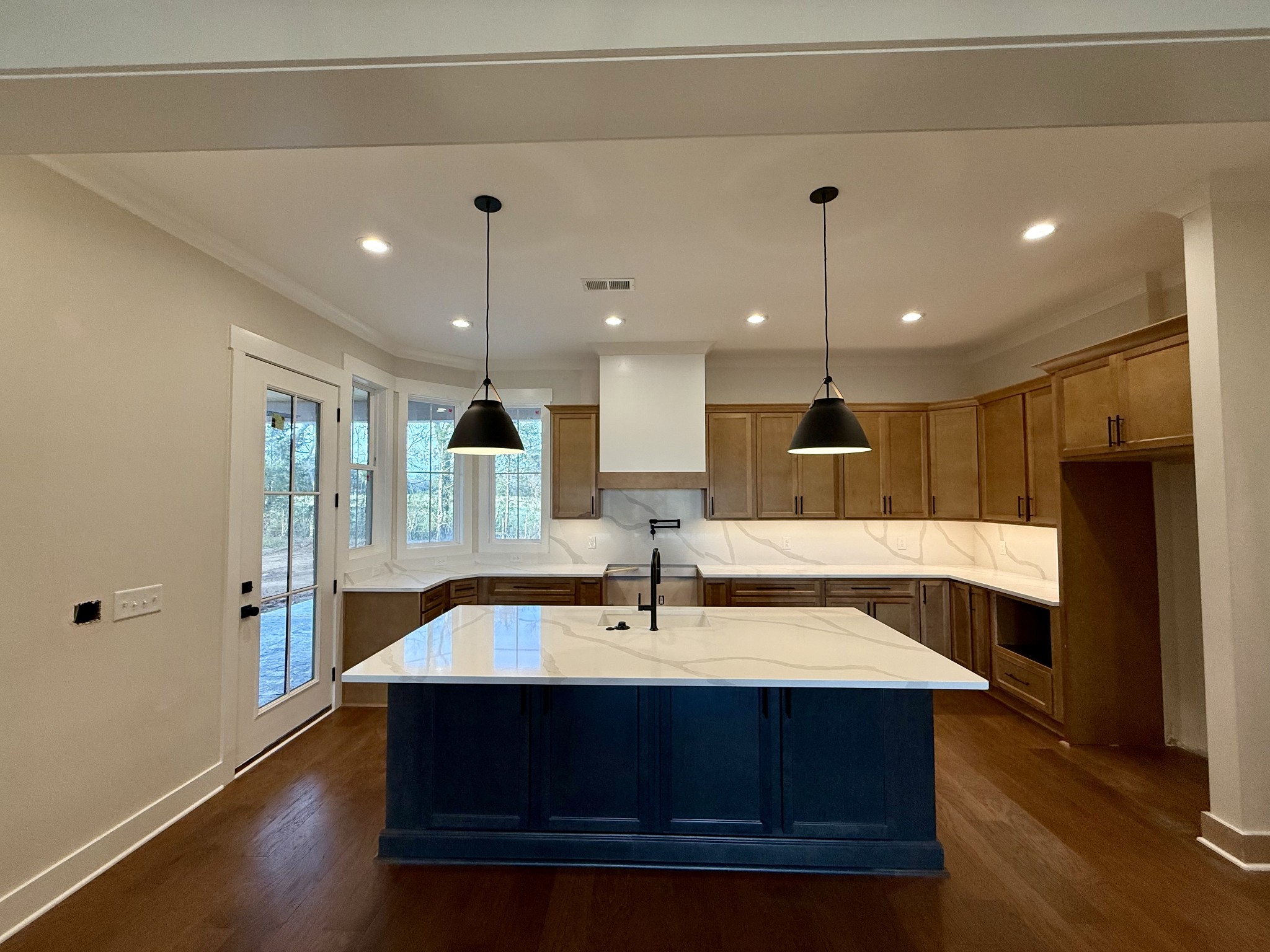 1713 Martha Washington Way