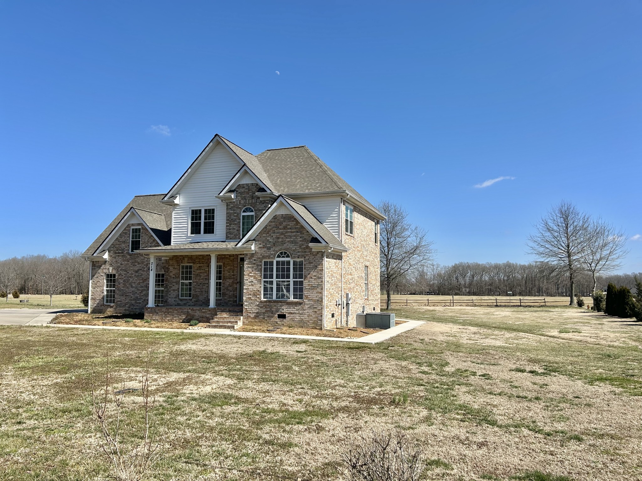 214 Mitchell Ln