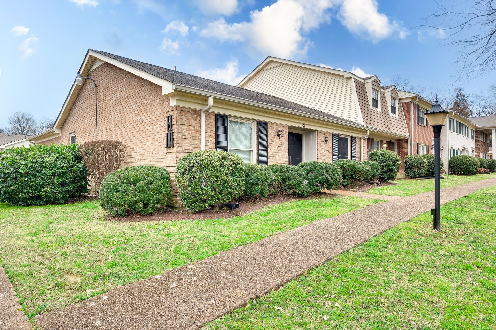 8300 Sawyer Brown Rd H301