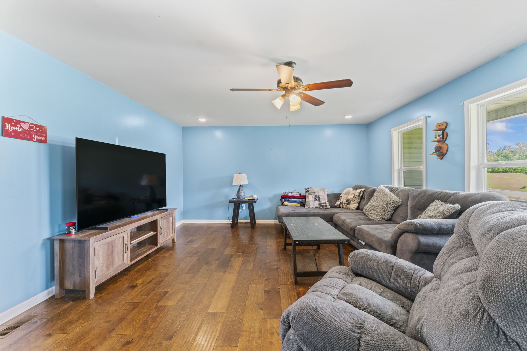 1112 Dugout Rd