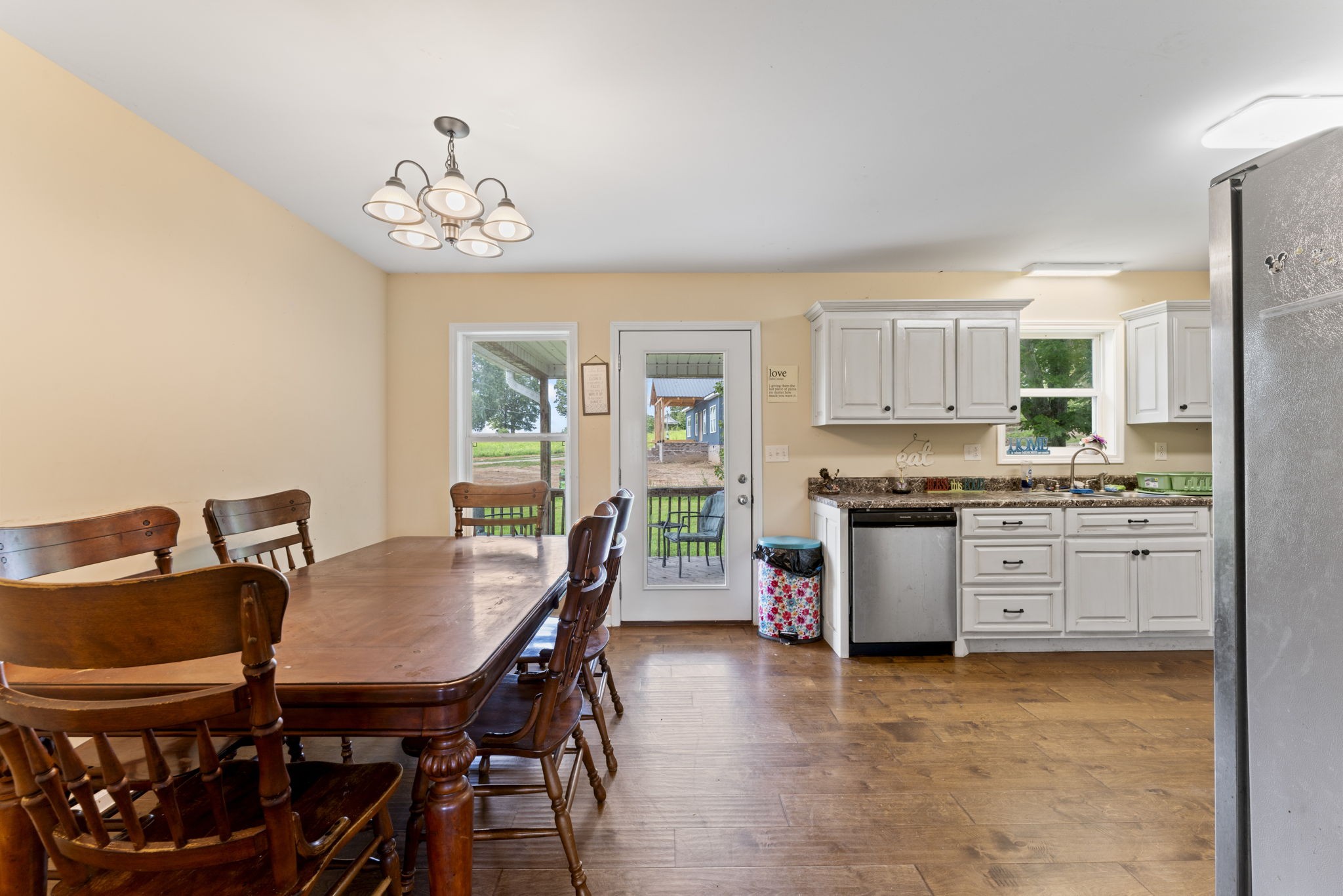 1112 Dugout Rd