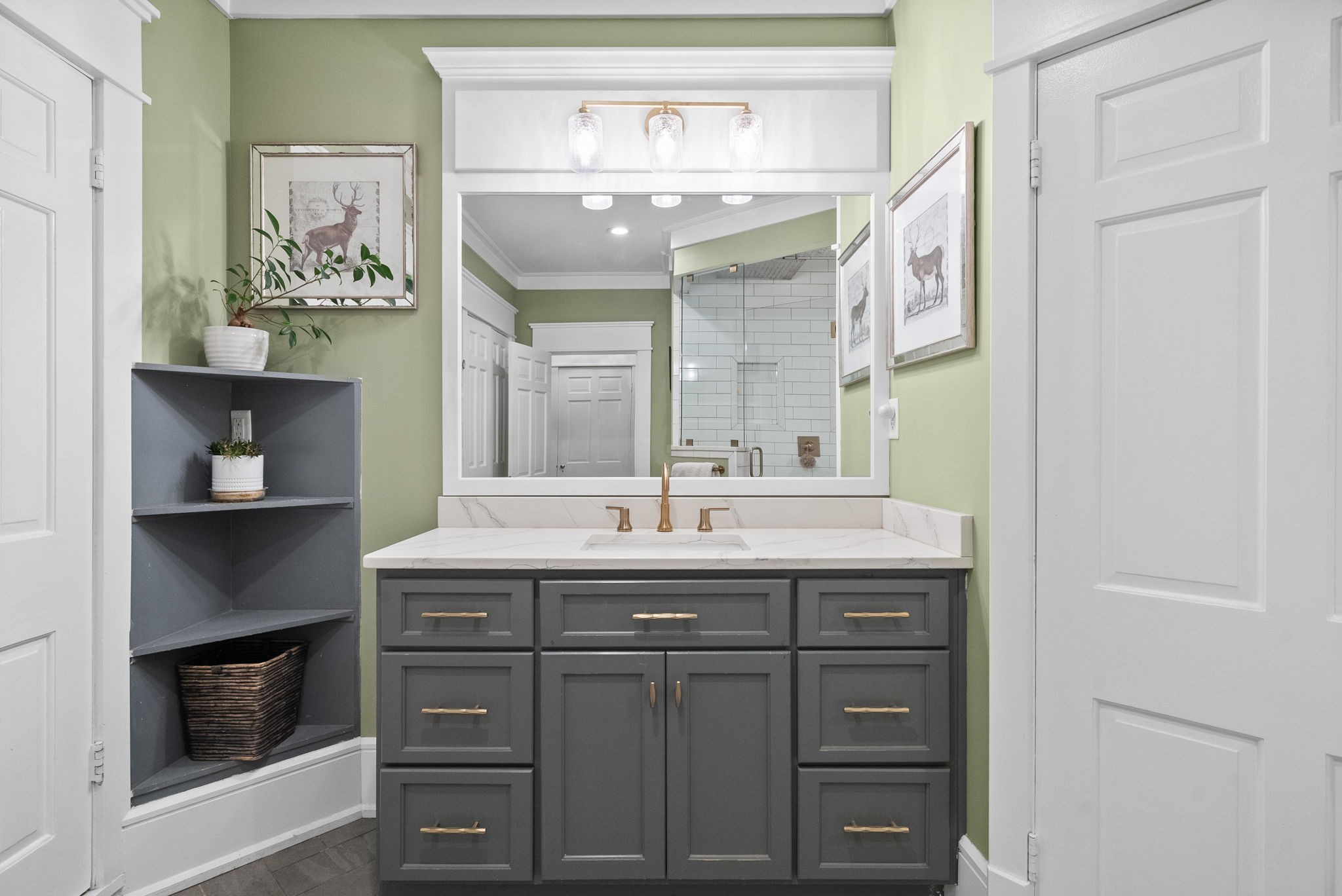 Adams, Tennessee 37010, United States, 4 Bedrooms Bedrooms, ,3 BathroomsBathrooms,Residential,Active,184405