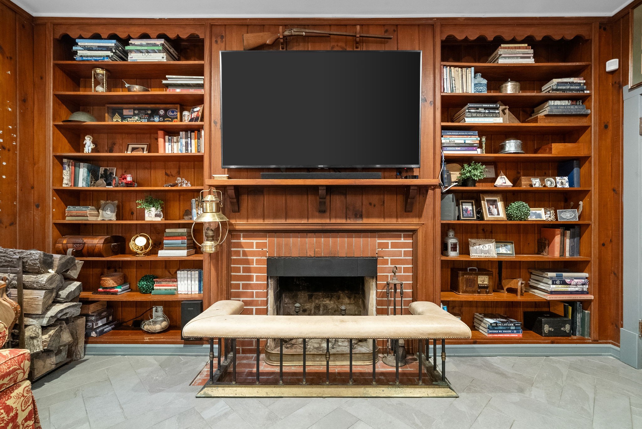 Adams, Tennessee 37010, United States, 4 Bedrooms Bedrooms, ,3 BathroomsBathrooms,Residential,Active,184405