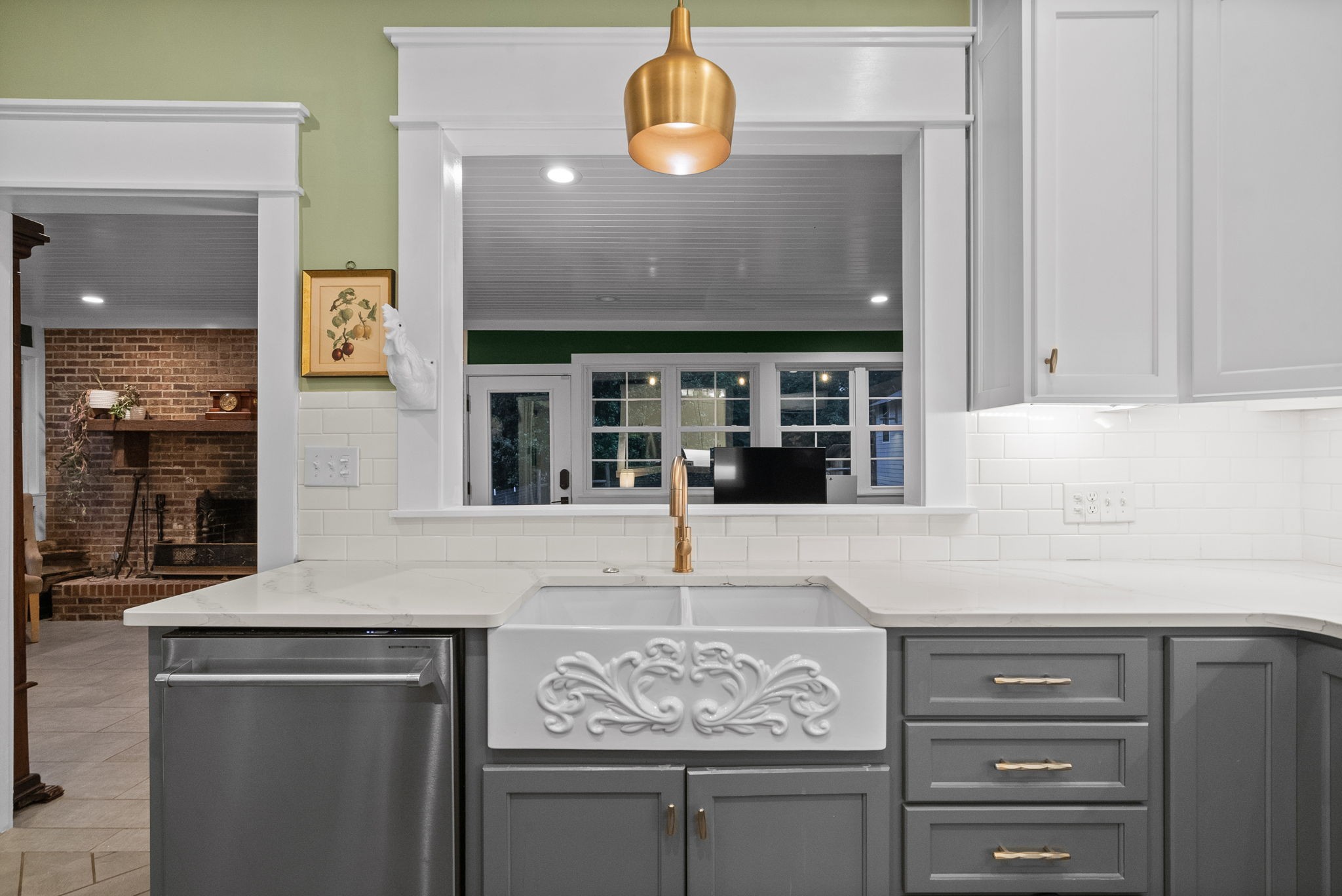 Adams, Tennessee 37010, United States, 4 Bedrooms Bedrooms, ,3 BathroomsBathrooms,Residential,Active,184405