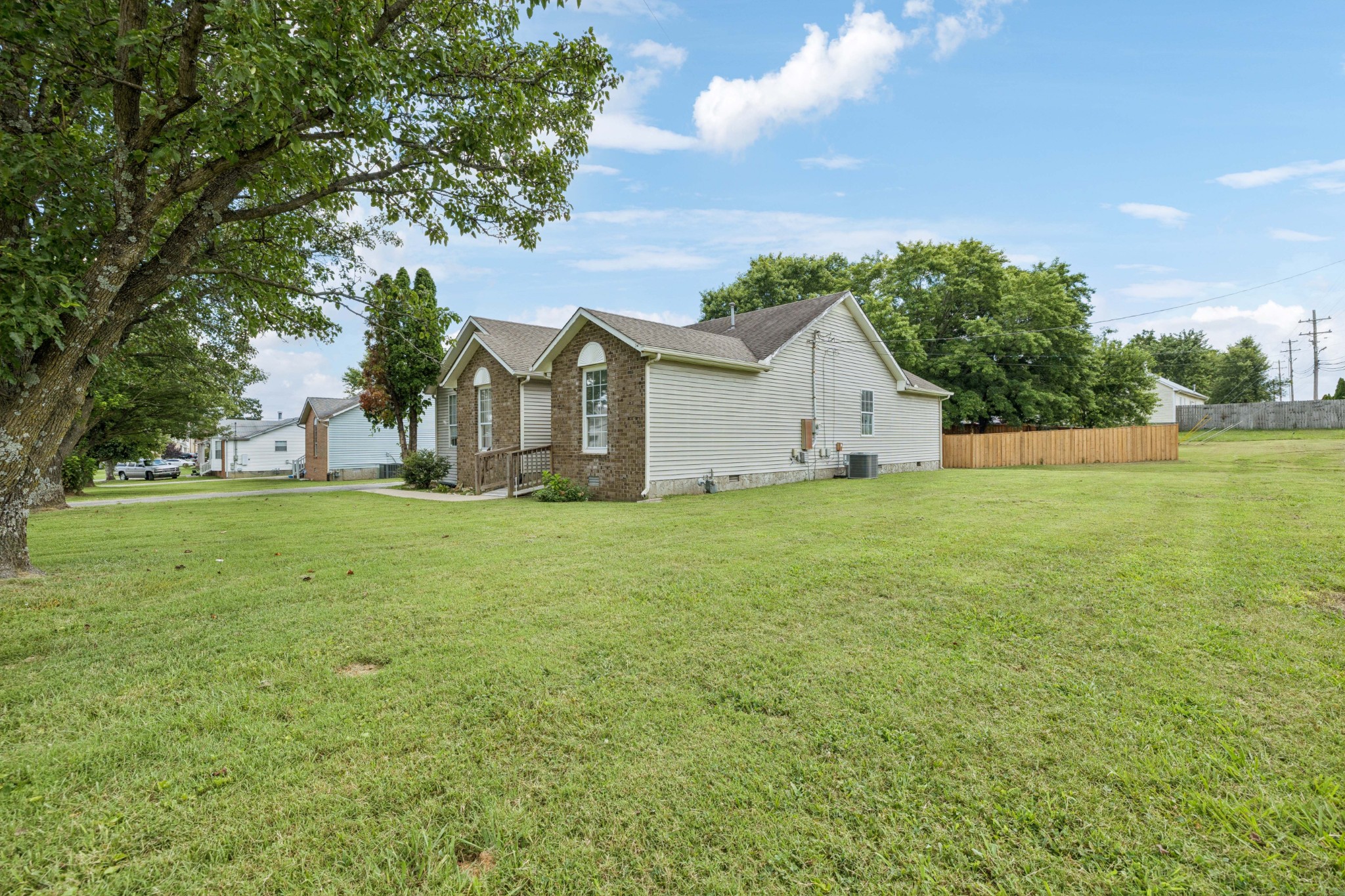 519 Noel Ln