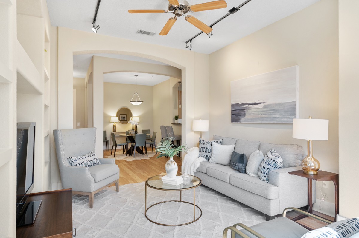 2600 Hillsboro Pike 204