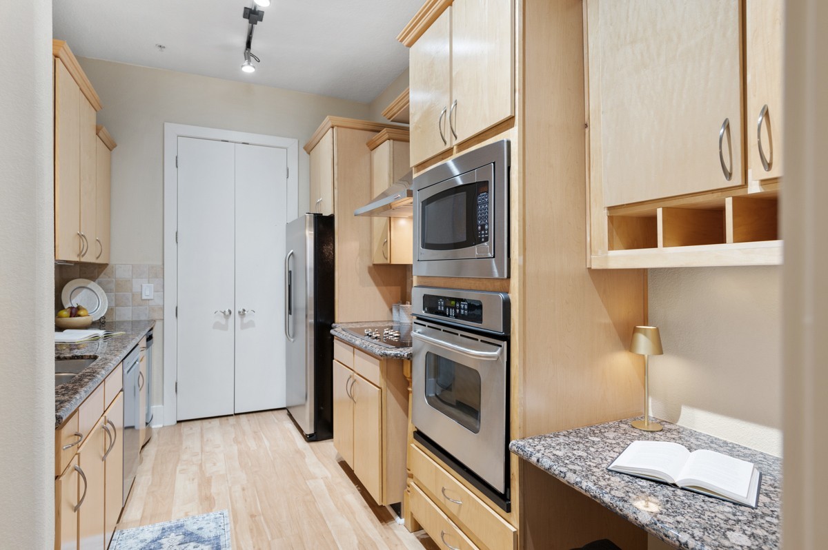 2600 Hillsboro Pike 204