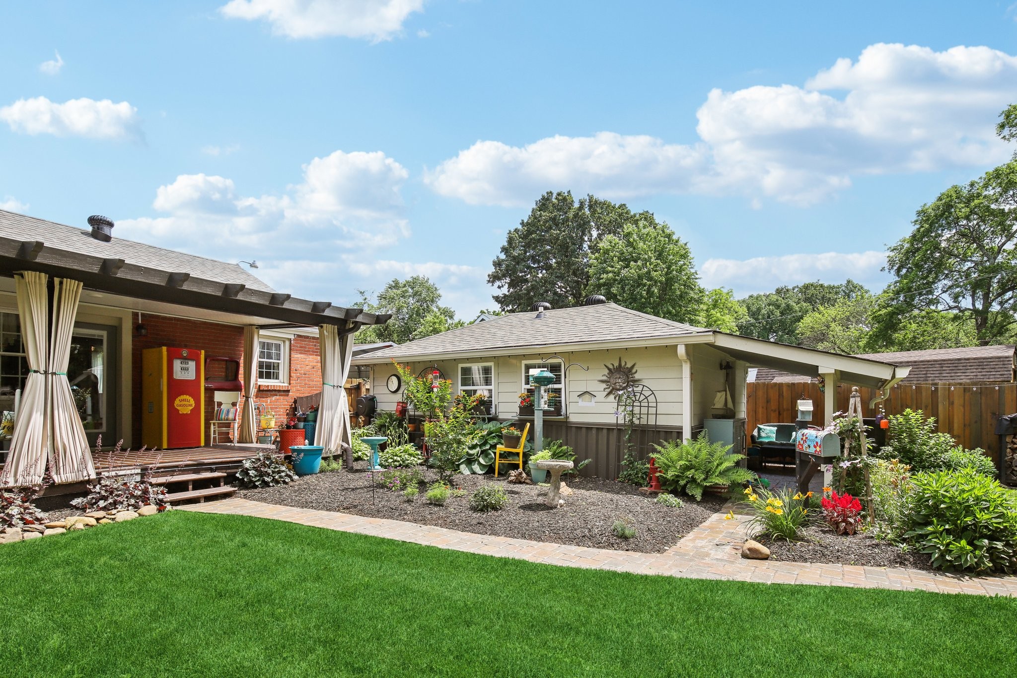 234 Ridgeway Dr