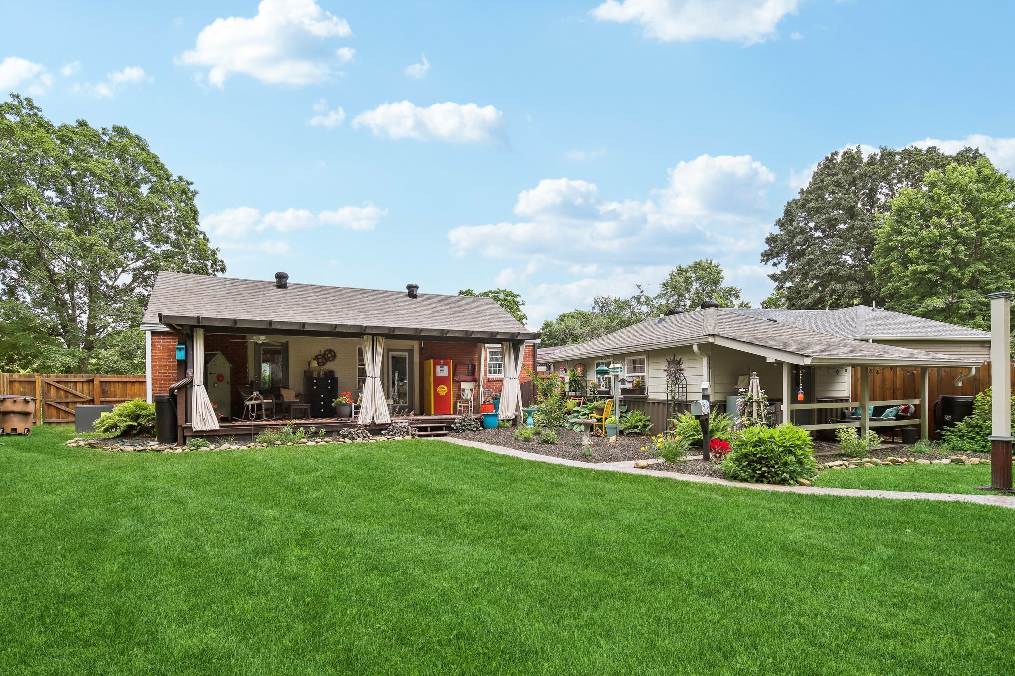 234 Ridgeway Dr