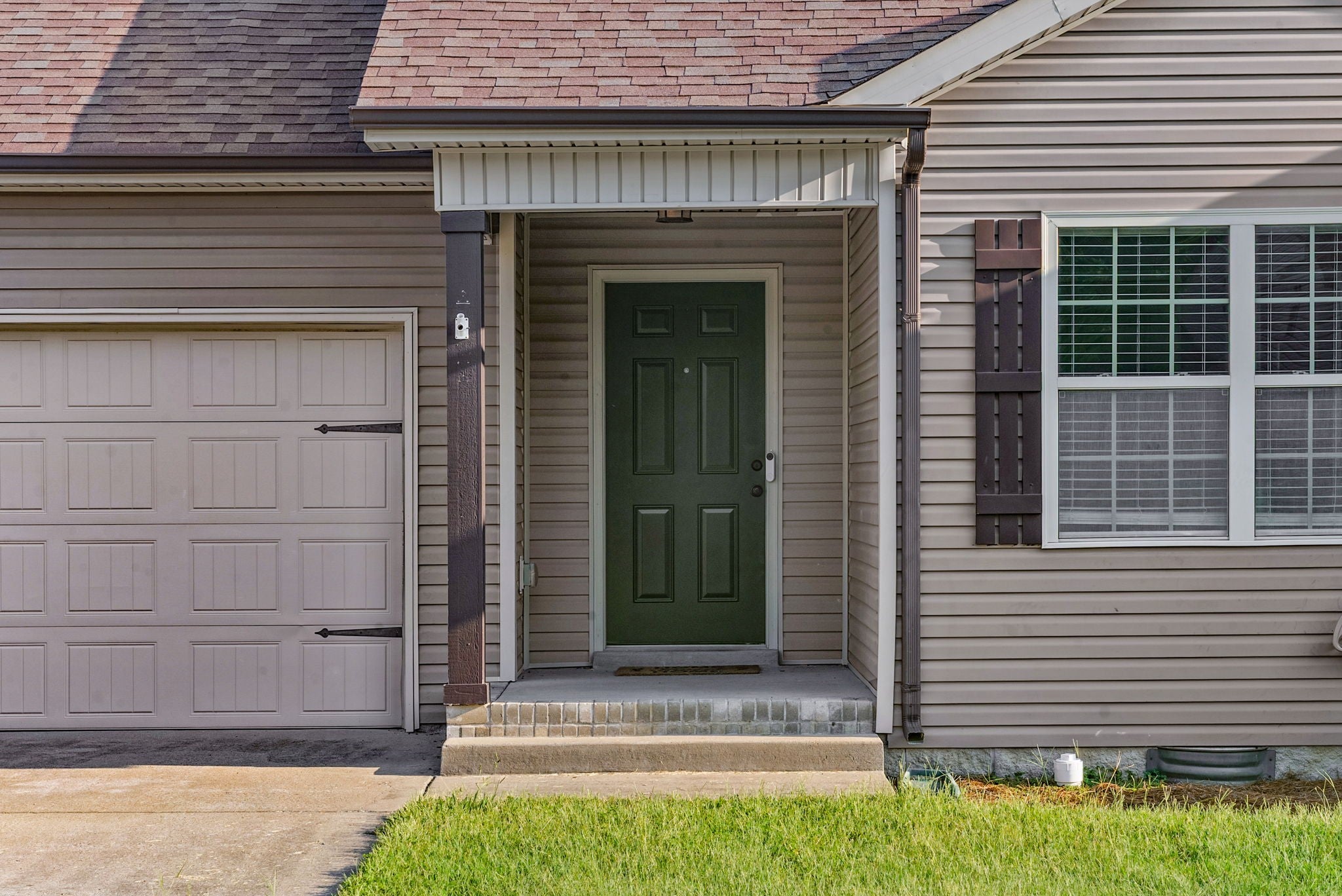 544 Magnolia Dr
