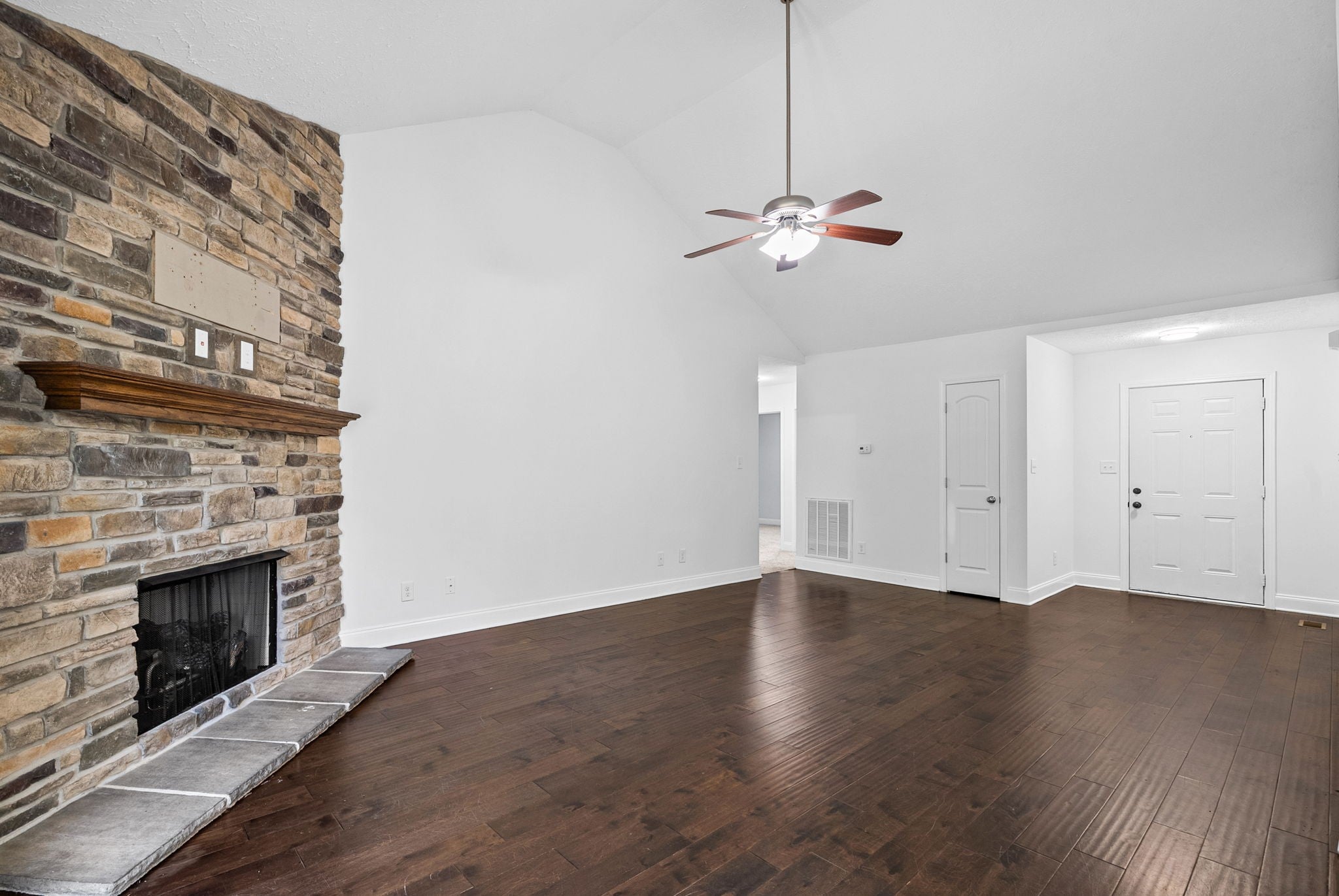 544 Magnolia Dr
