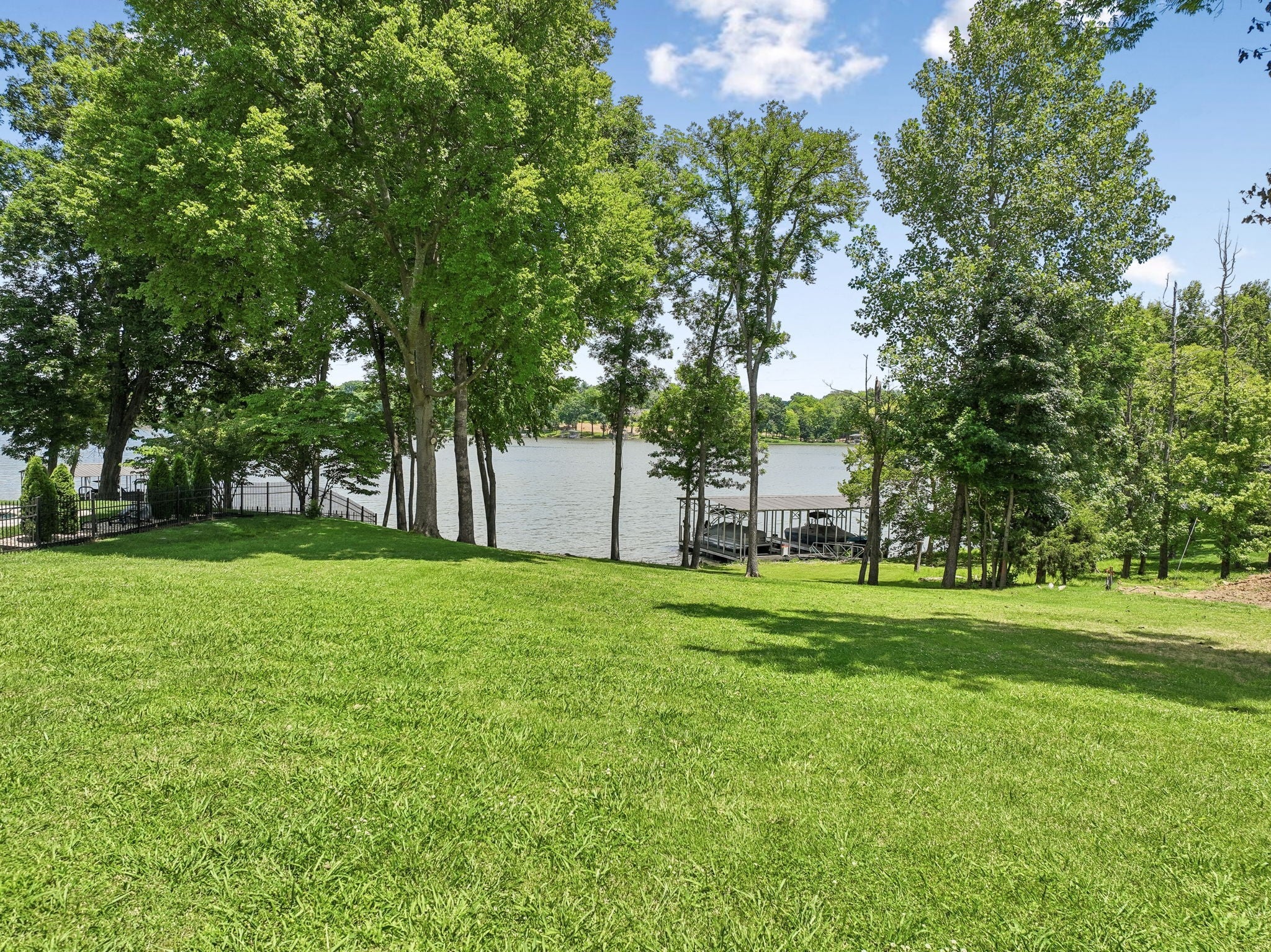822 Plantation Way