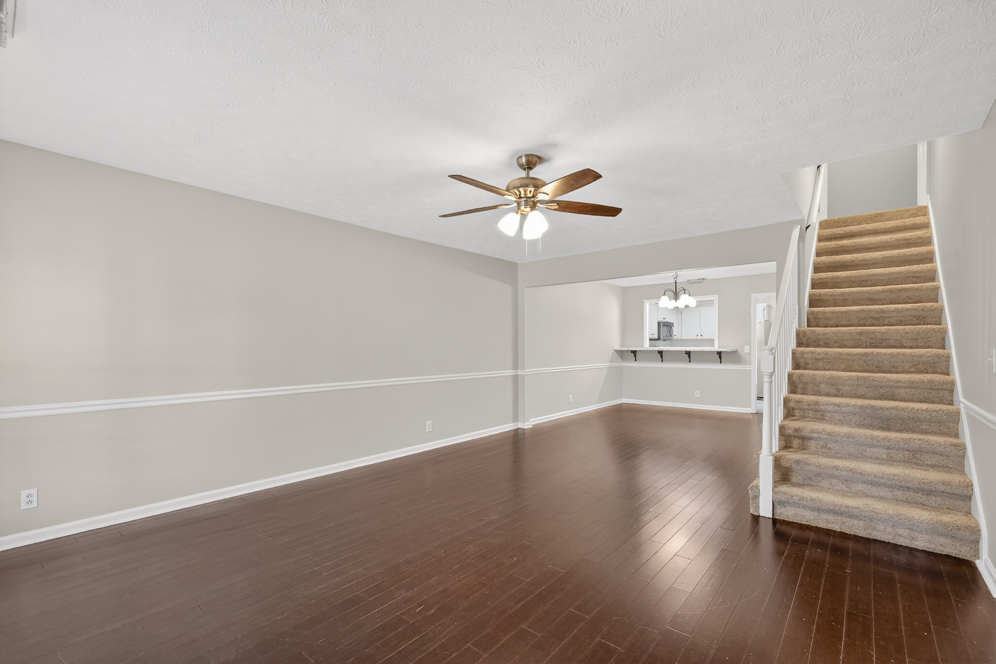805 E Northfield Blvd