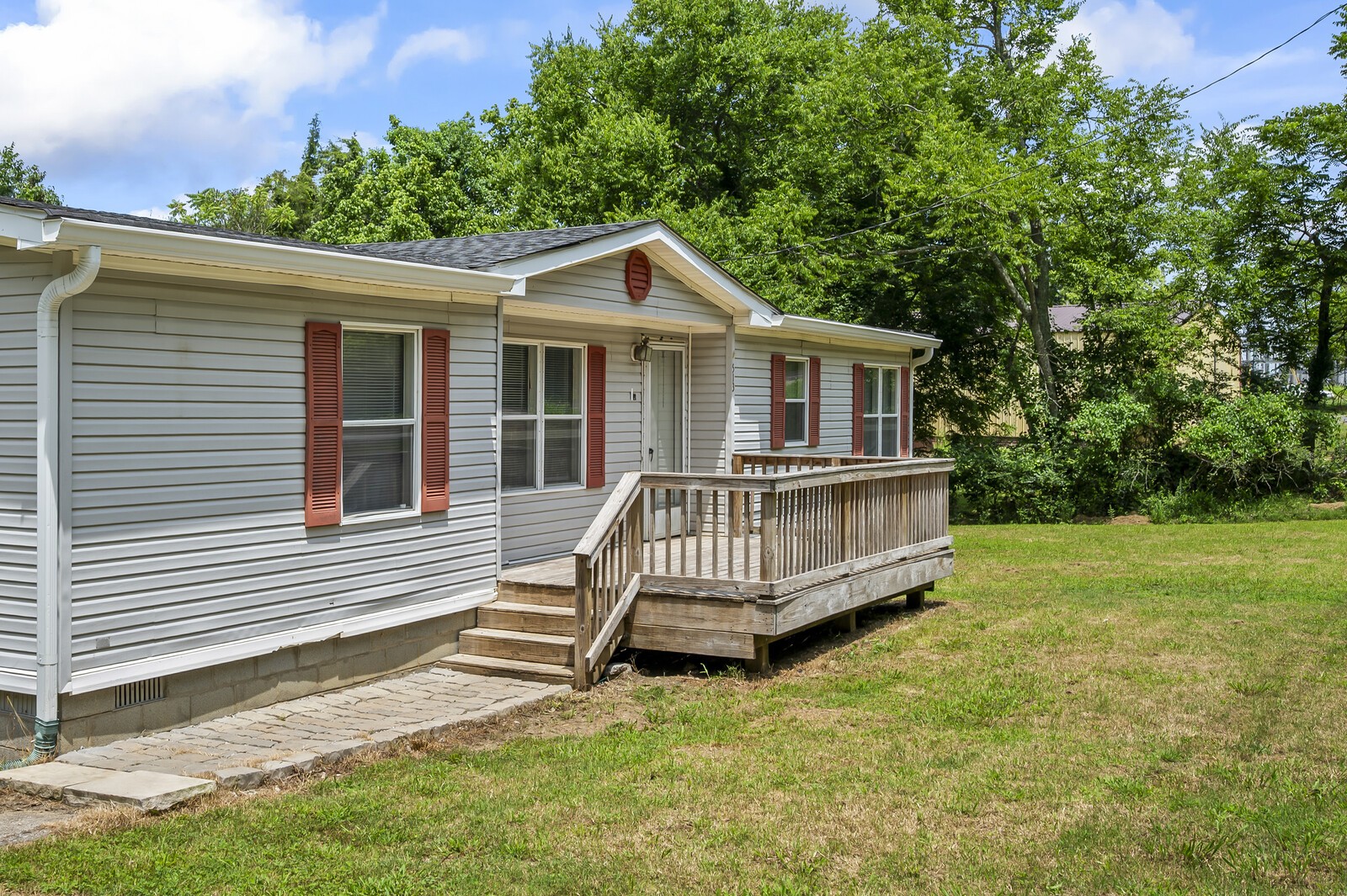 513 Fairview Dr