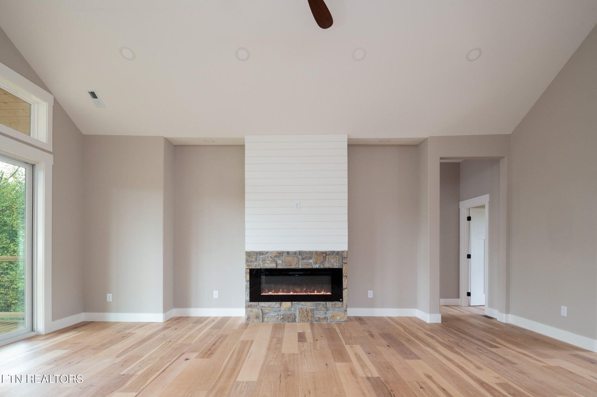 3270 Whittenburg Drive
