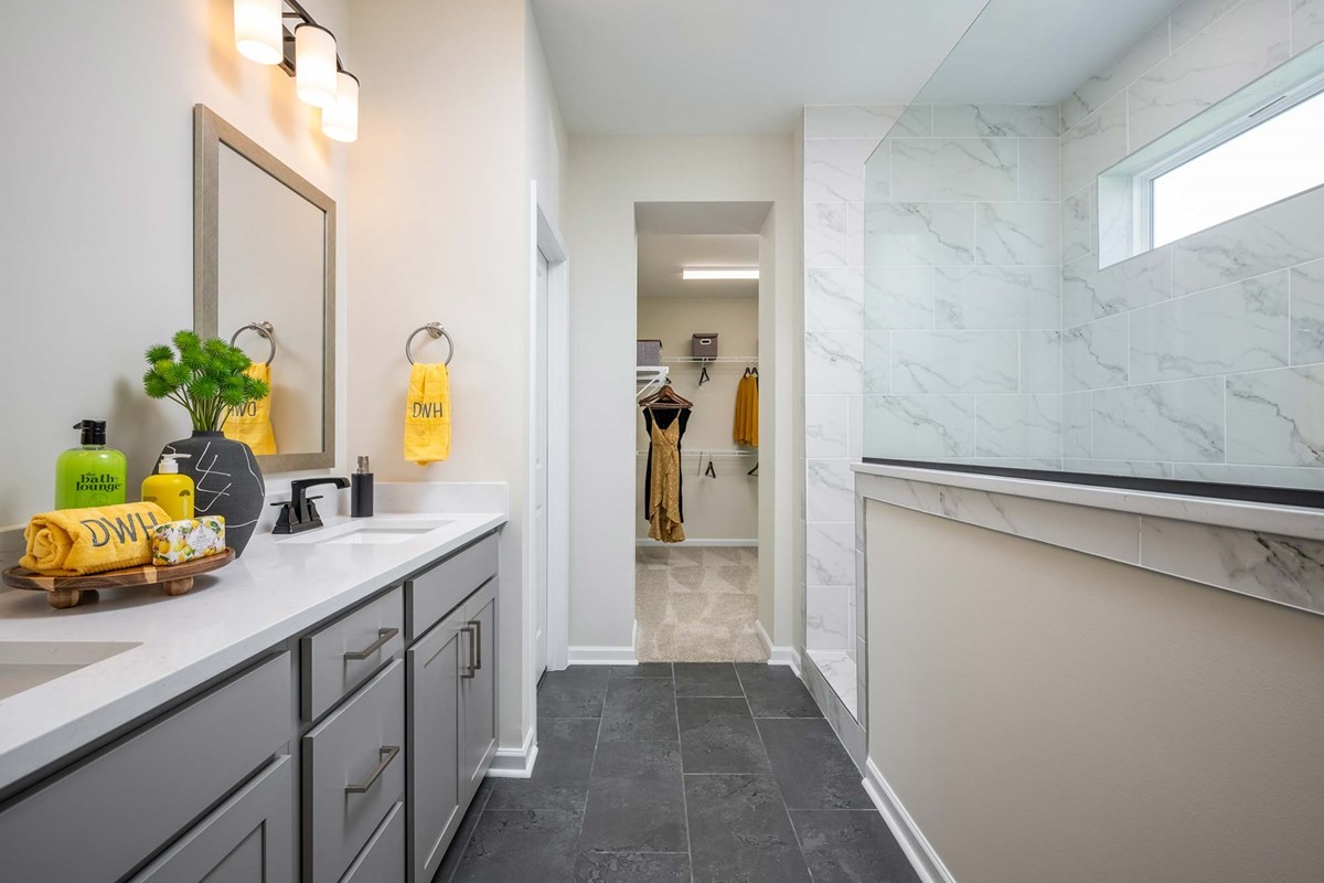 1016 Linn Cove Court