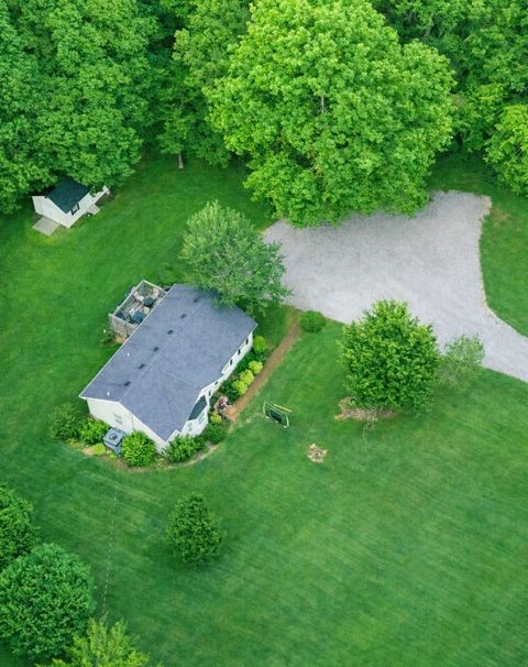 1140 Peter Pond Rd Ashland City TN 37015