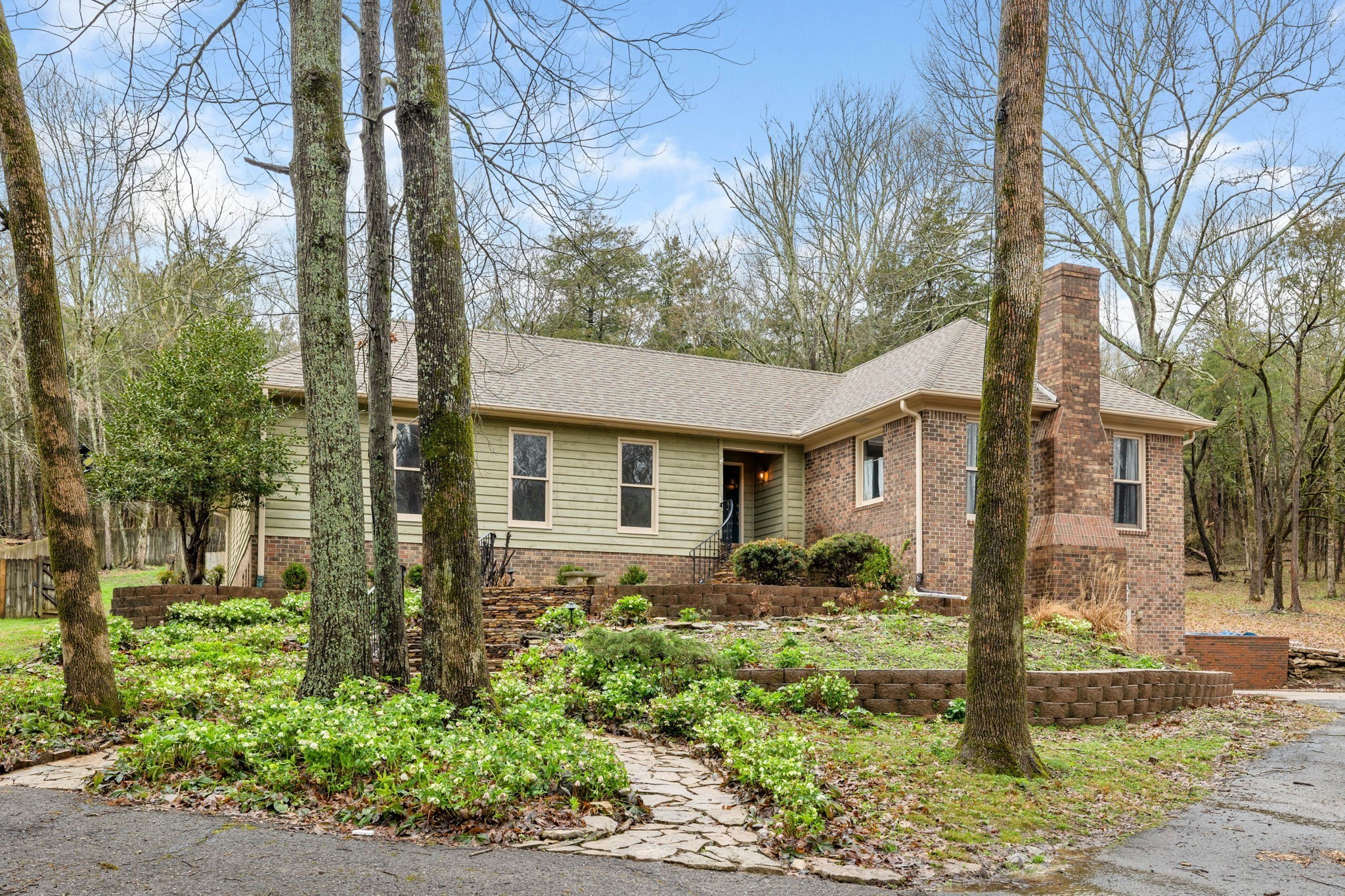 24 Diemer Rd