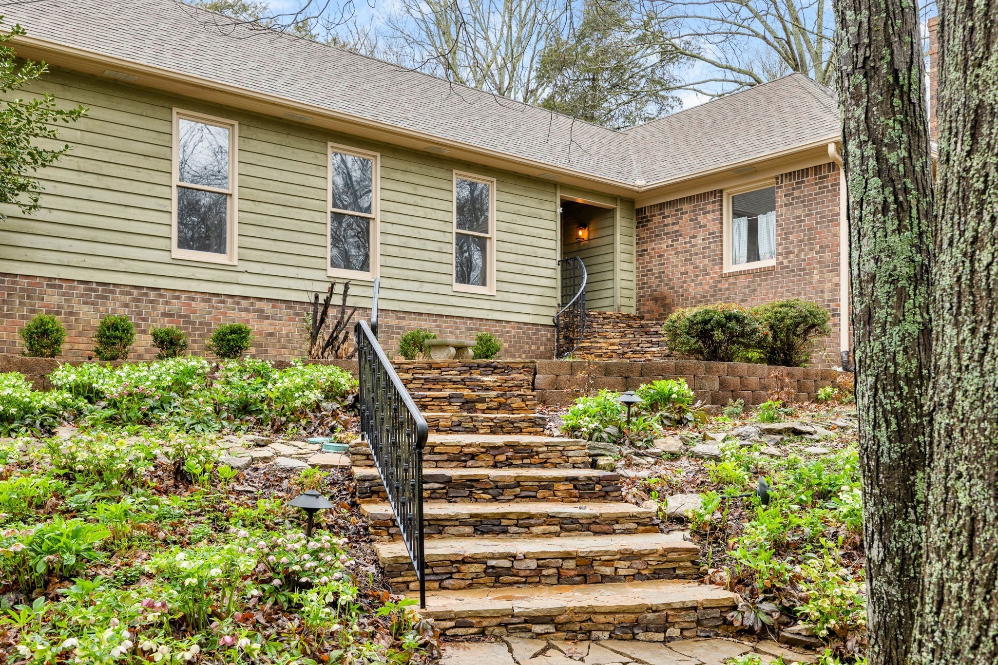 24 Diemer Rd