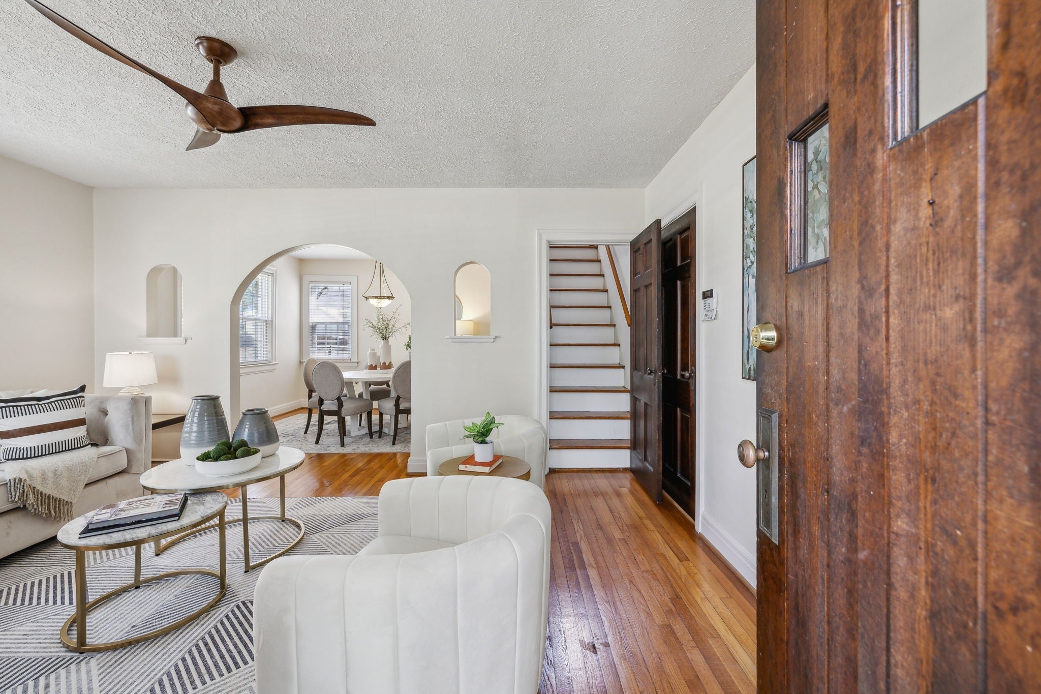 3-bed home for rent in Nashville, TN 37209, 5107 Nevada Ave 5107 Nevada Ave, Nashville TN 37209 3-bed home, photo 5 of 42