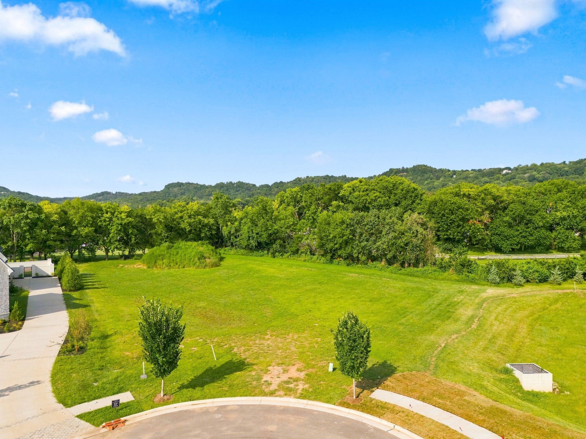listing at 1107 Mccall Pvt Ct, Brentwood