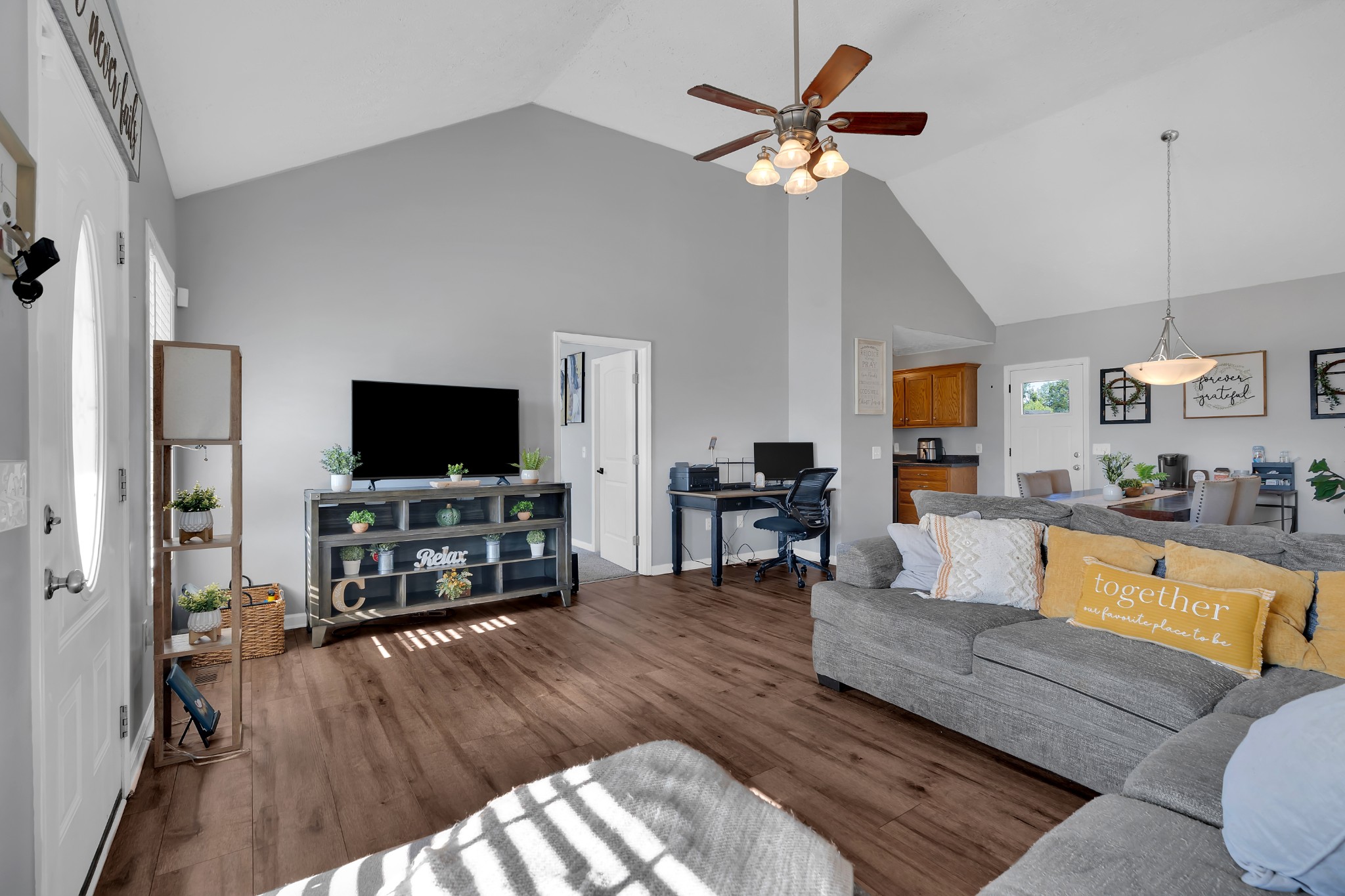 642 Indian Springs Cir