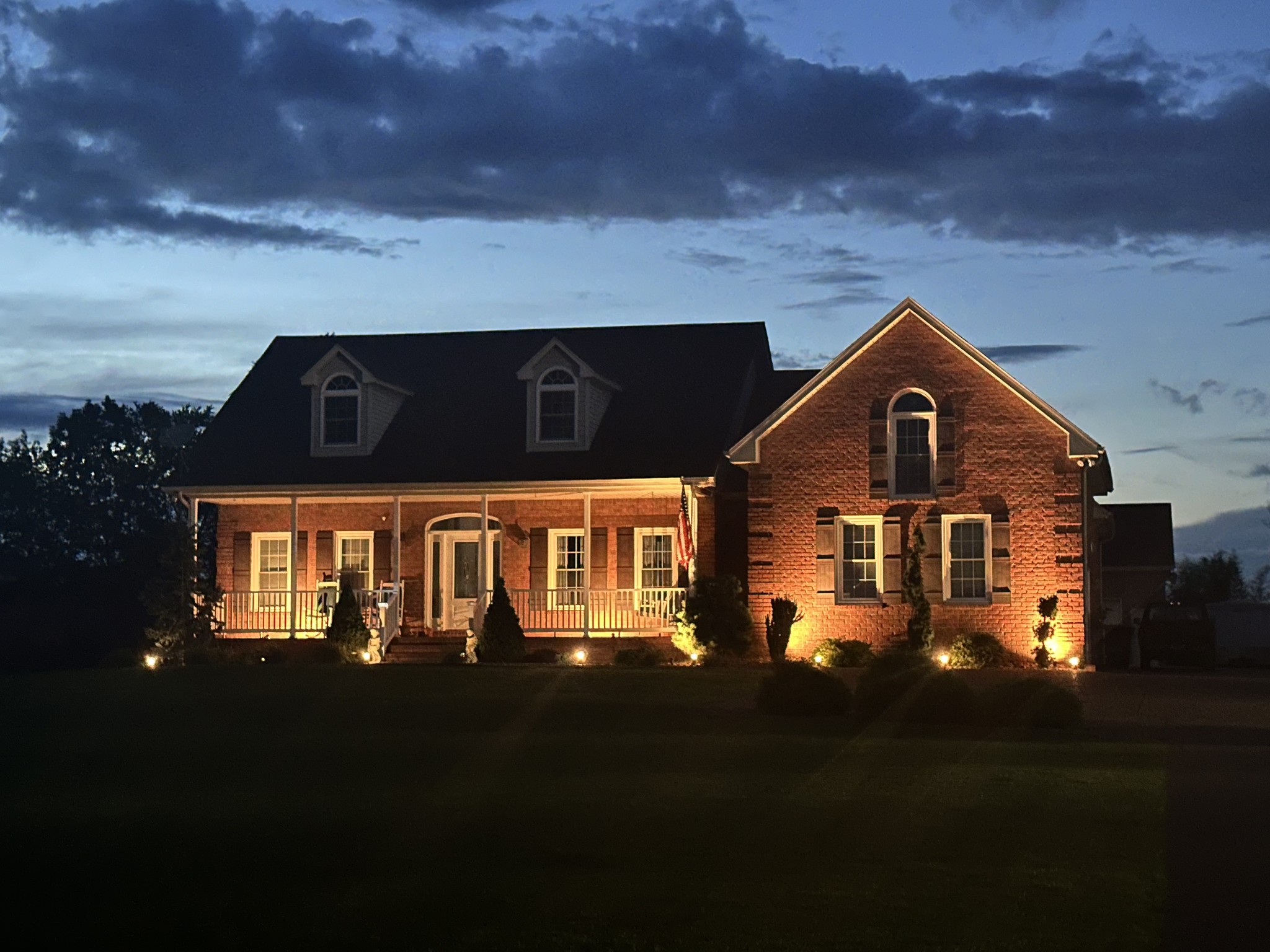 1090 Jenkins Ln