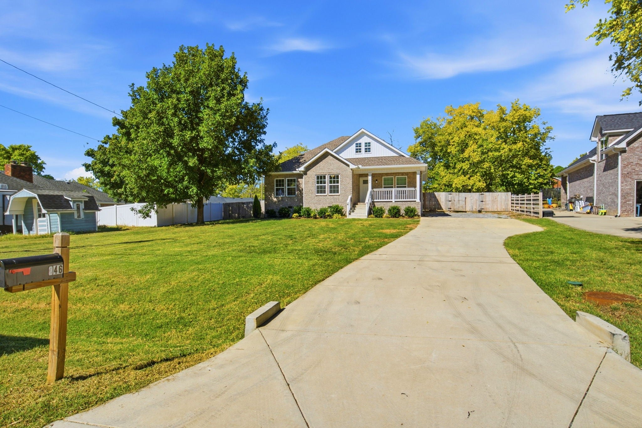246 Mark Cir