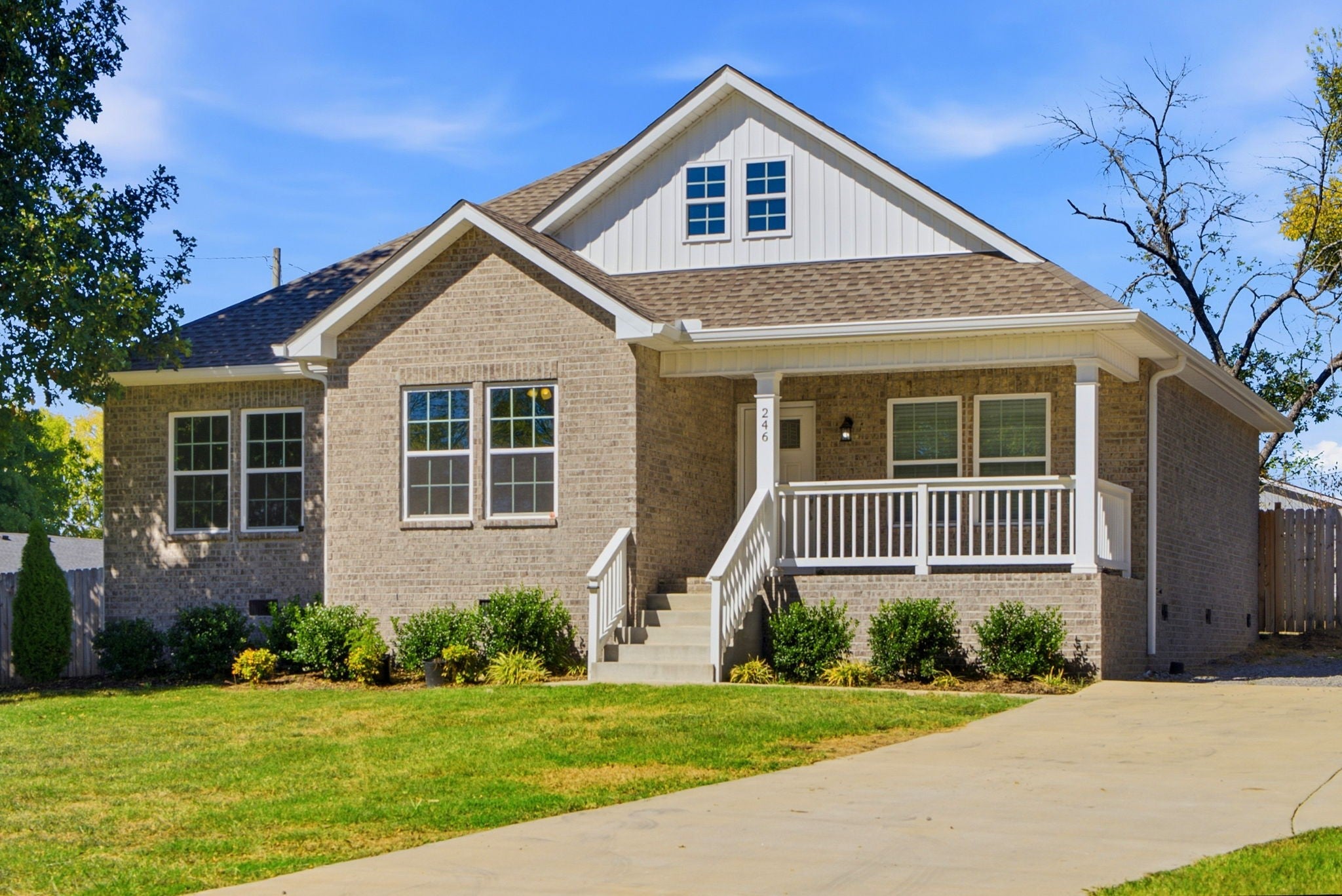 246 Mark Cir