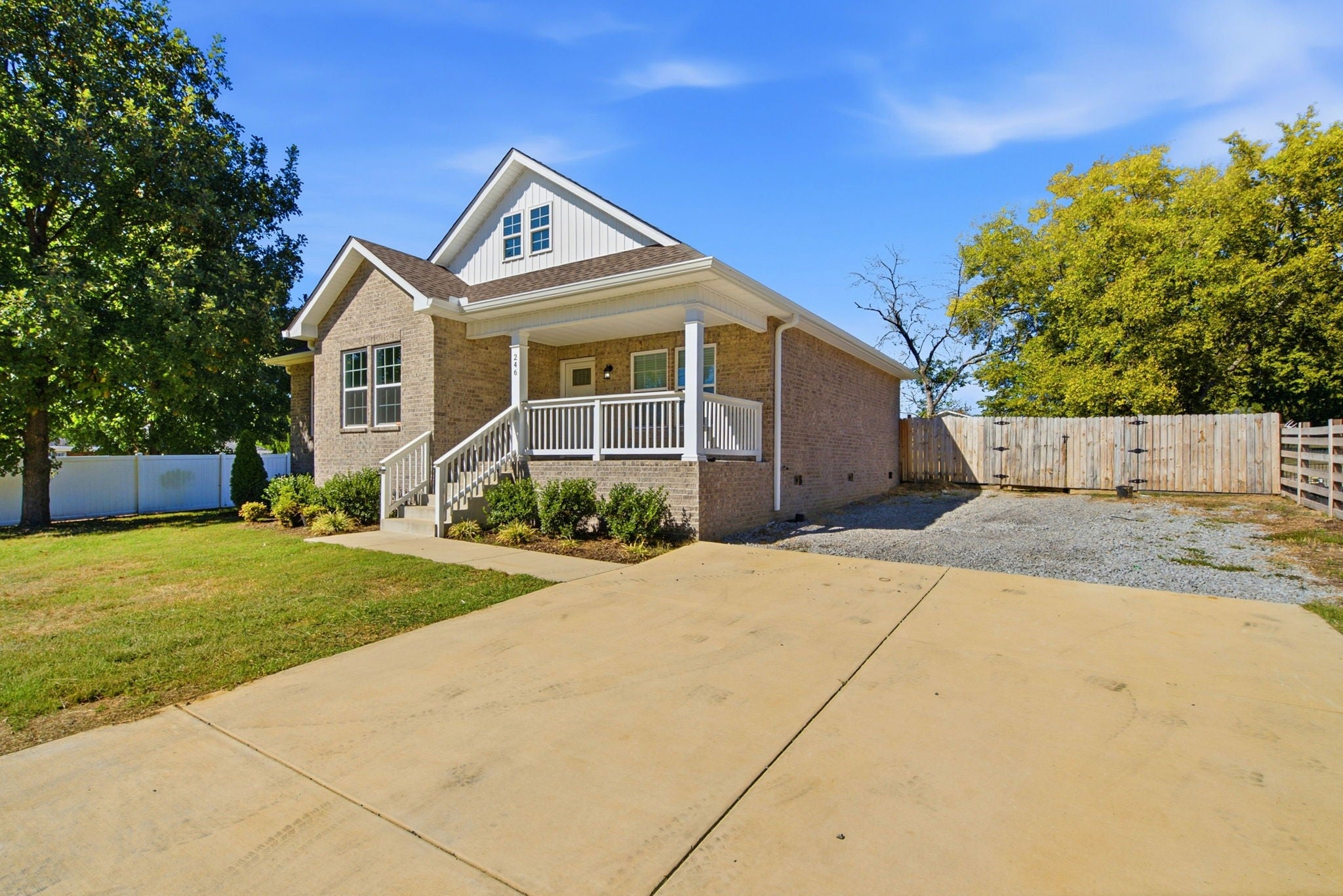 246 Mark Cir