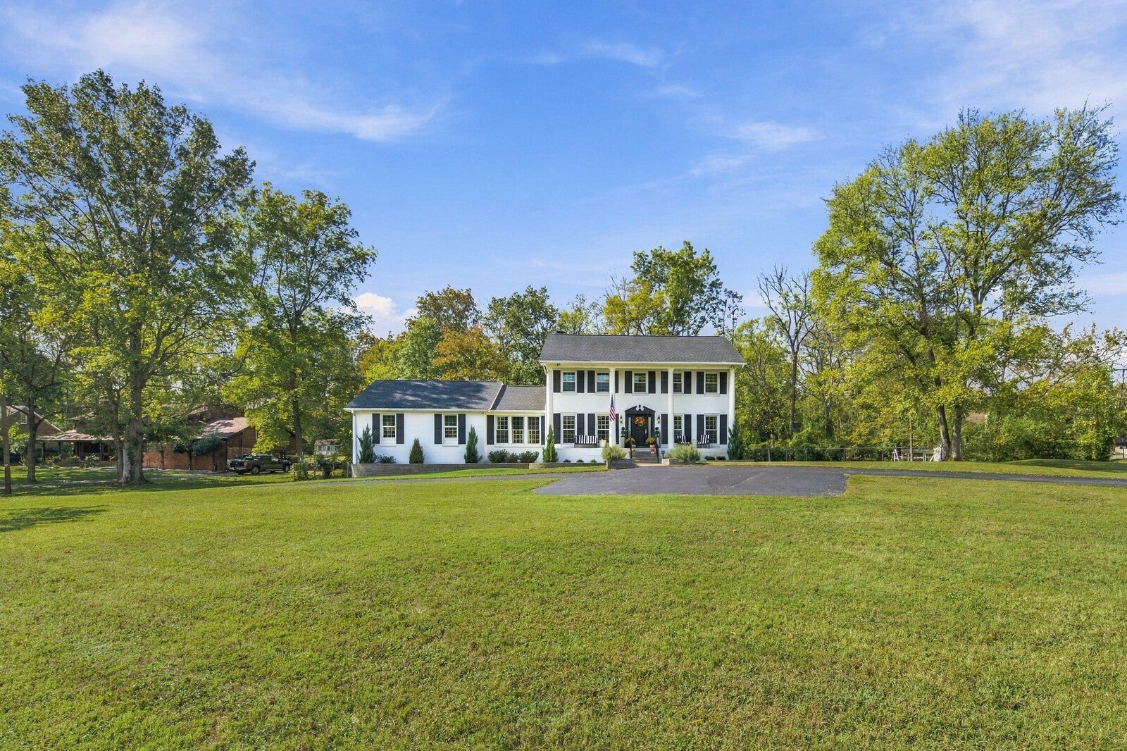 901 N Summerfield Dr