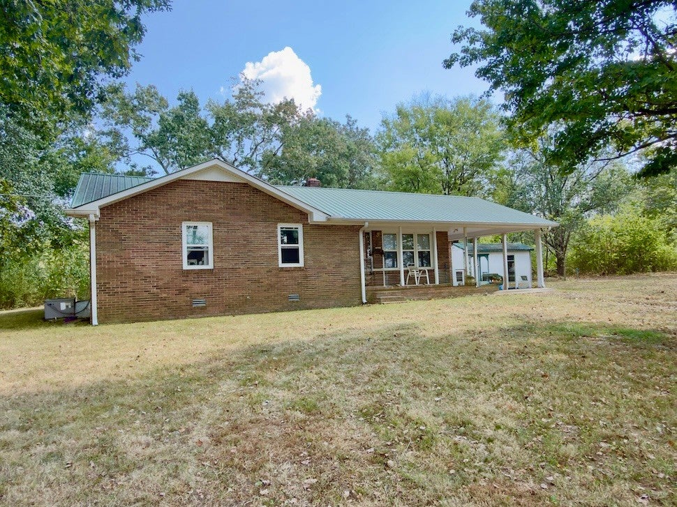 1138 Finnie Simmons Rd - Photo 2
