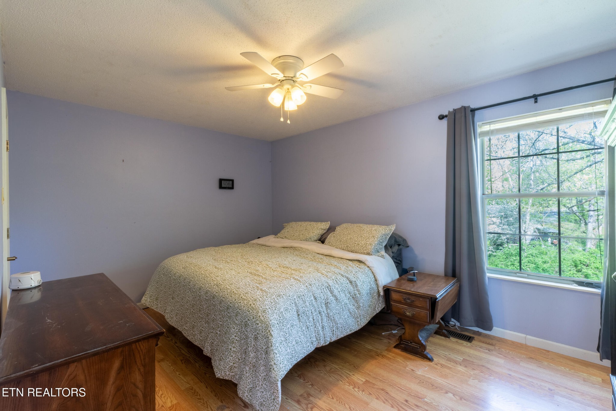 2204 Bishops Bridge Rd