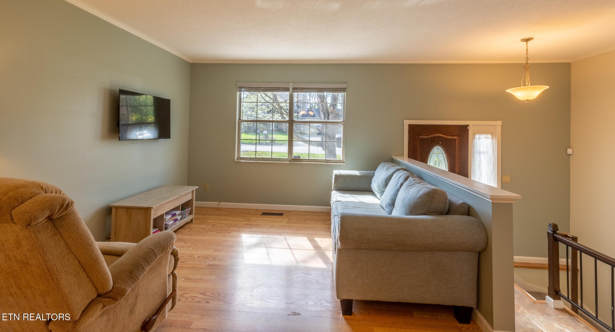 2204 Bishops Bridge Rd