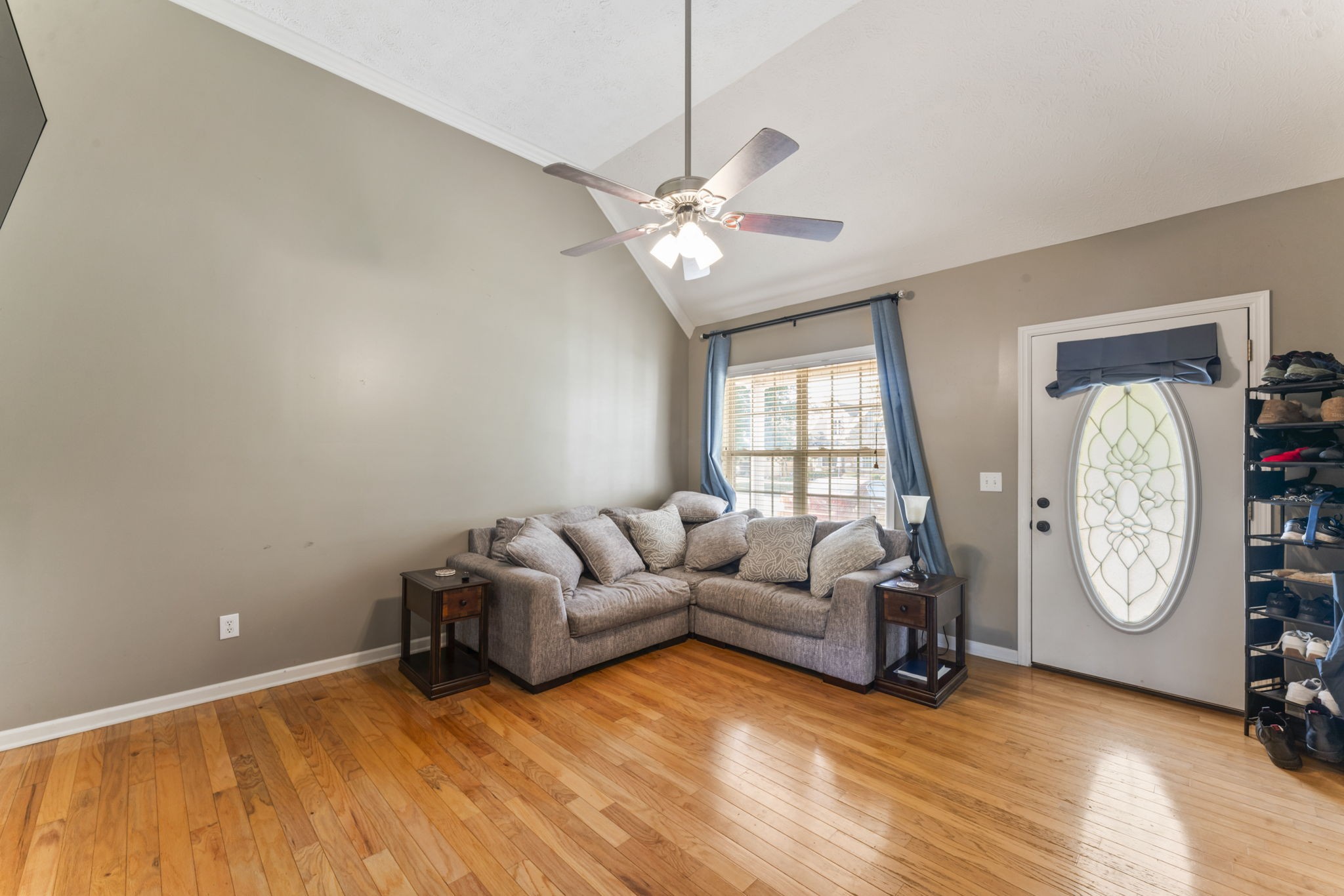3430 Wellington Pl