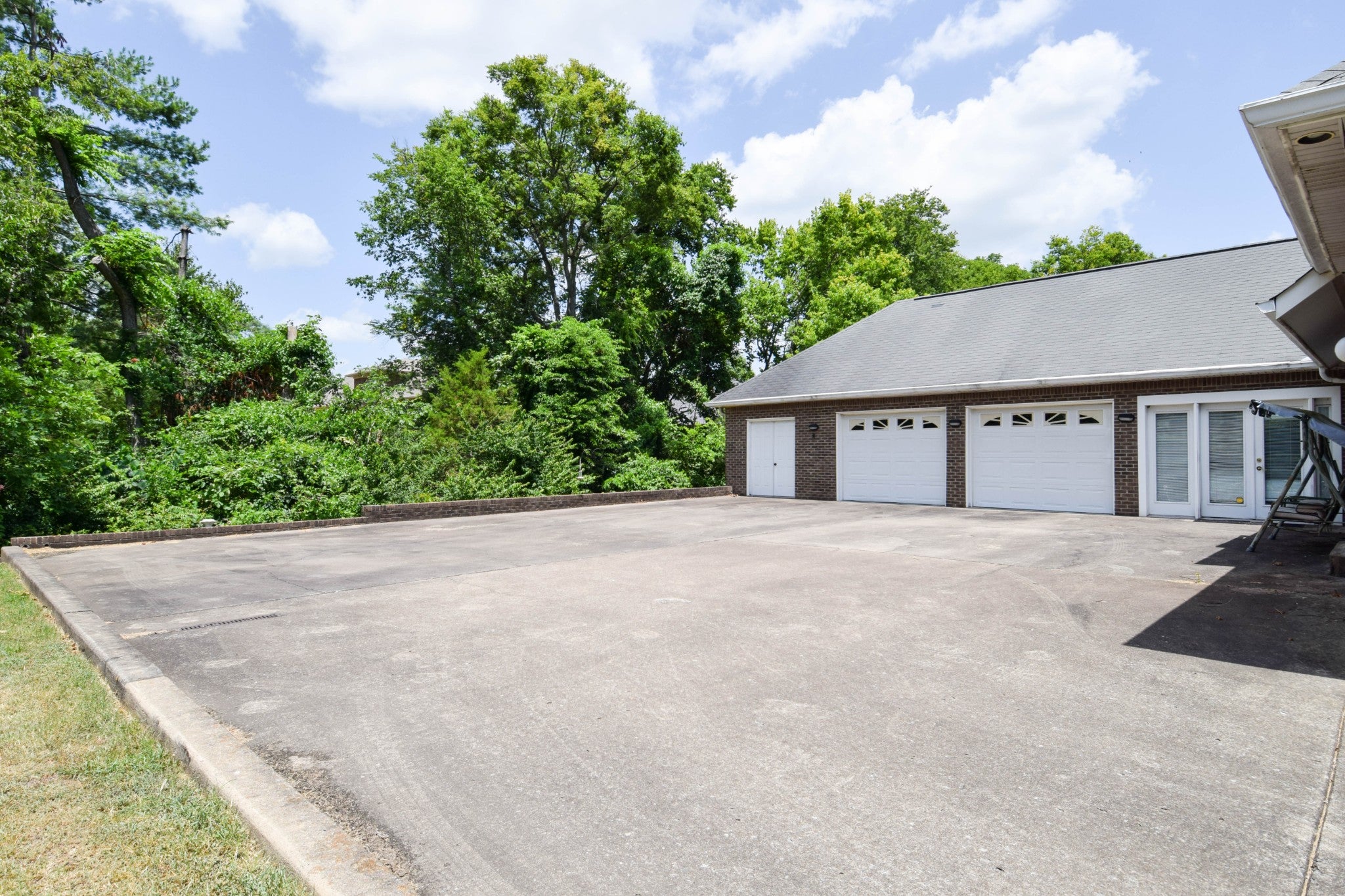 134 Stonehouse Dr