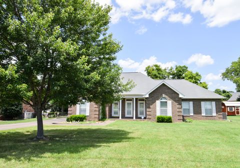 Photo of 134 Stonehouse Dr, Gallatin, TN 37066 (MLS # 3255019)