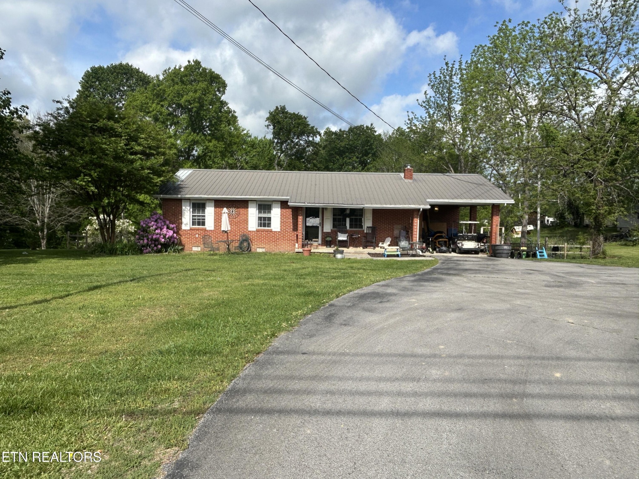 2520 S York Hwy