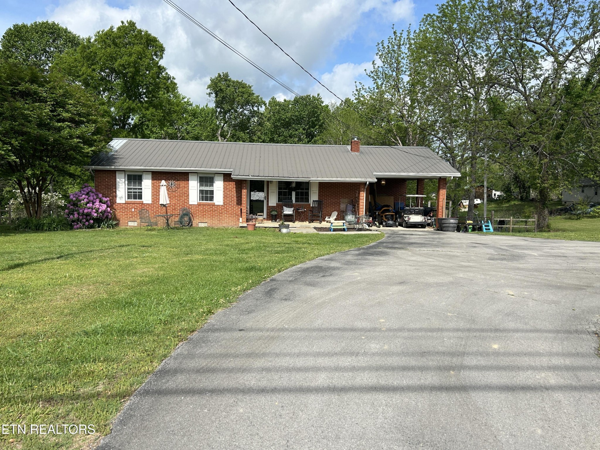 2520 S York Hwy