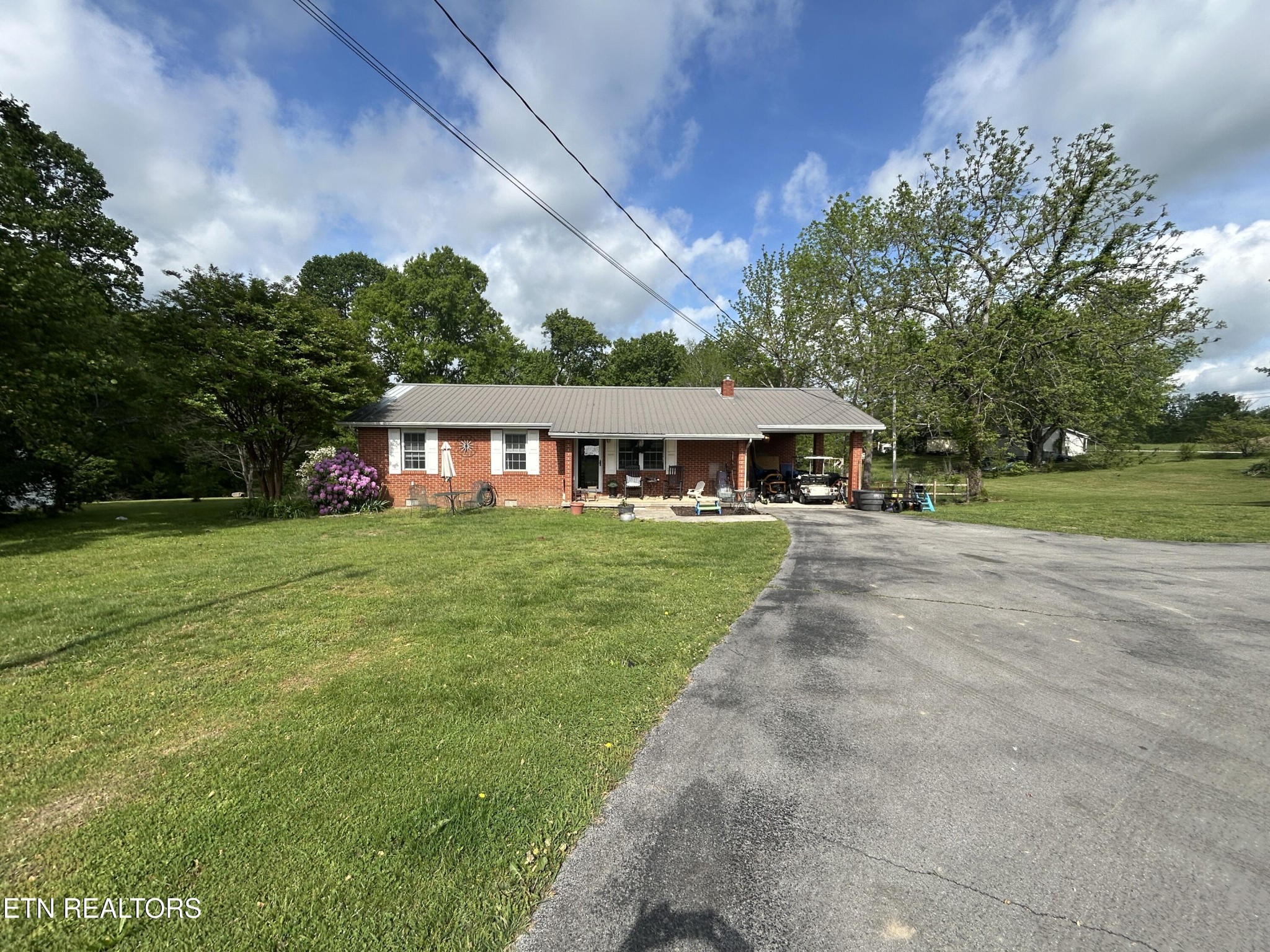 2520 S York Hwy