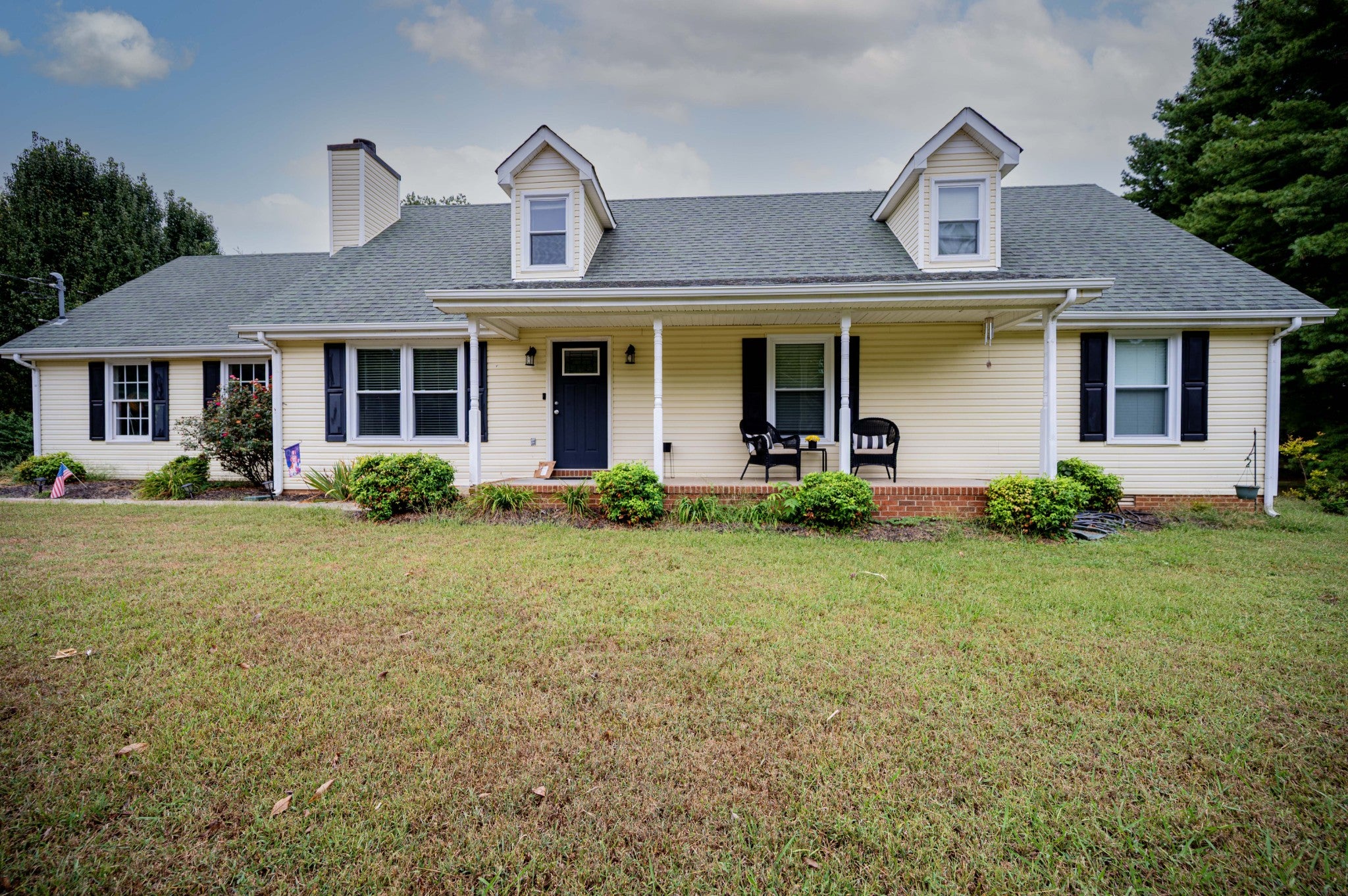 2722 Lone Oak Dr