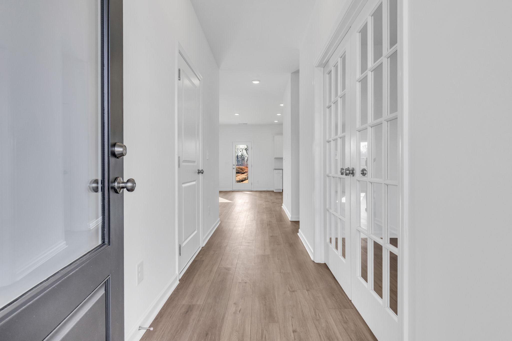 333 Idell Ct