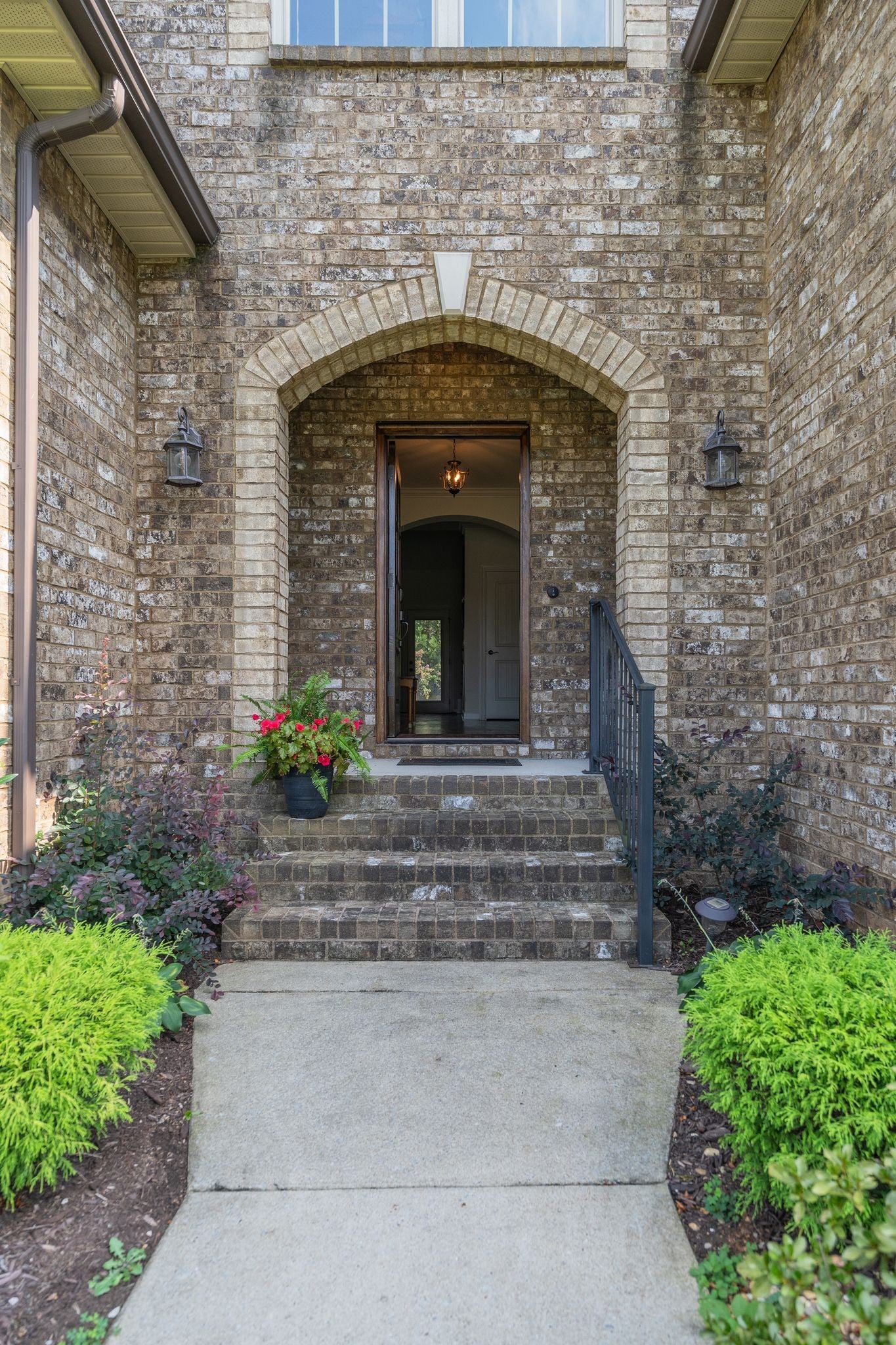 442 Paul Norman Dr