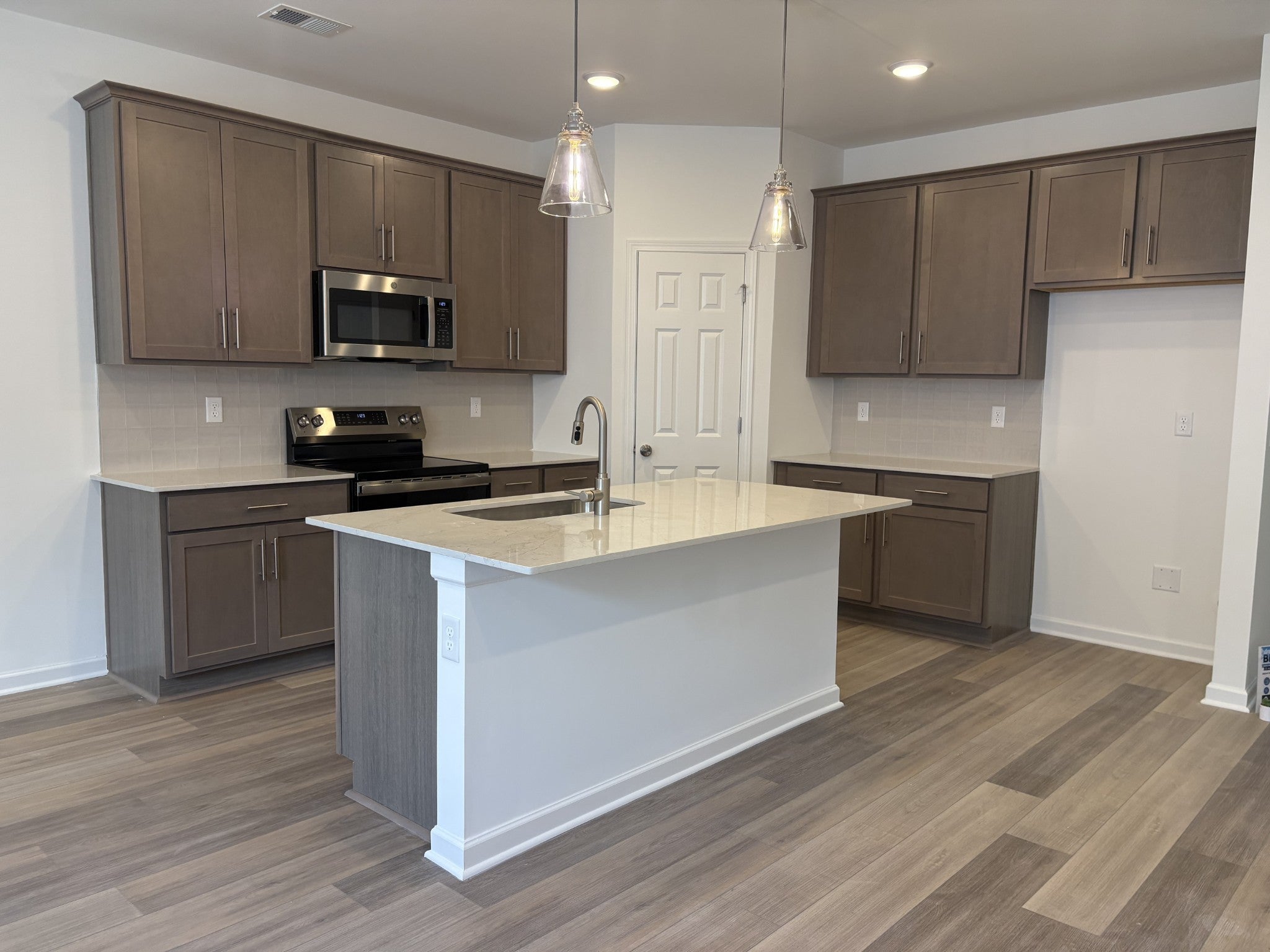 2900 Suzanne Landon Dr H2