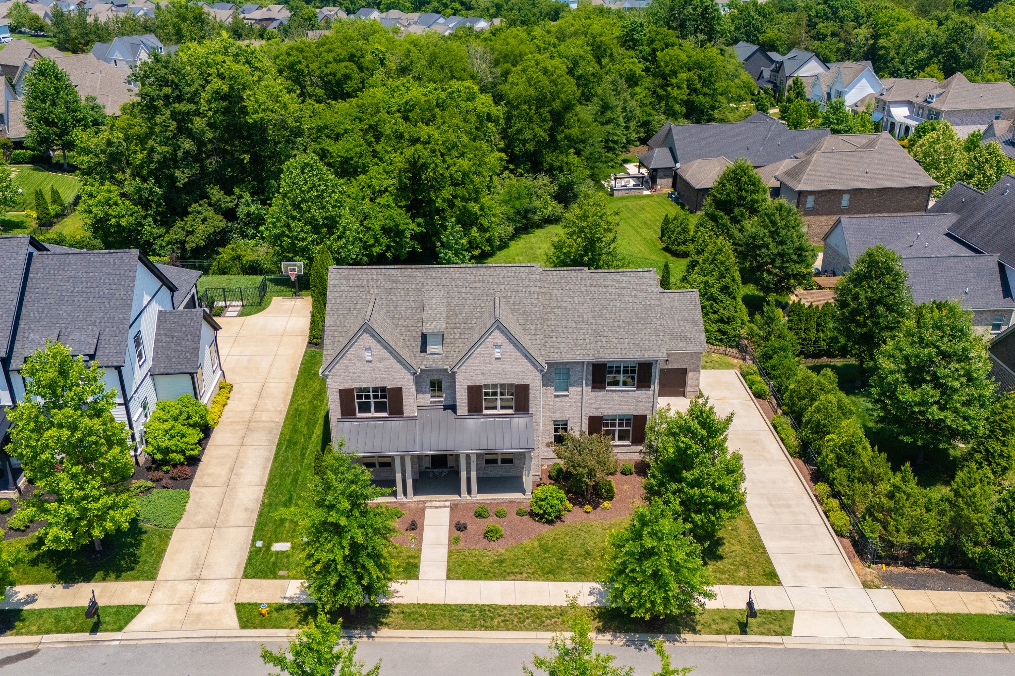 513 Central Dr, Franklin TN 37064 5-bed home, photo 6 of 30